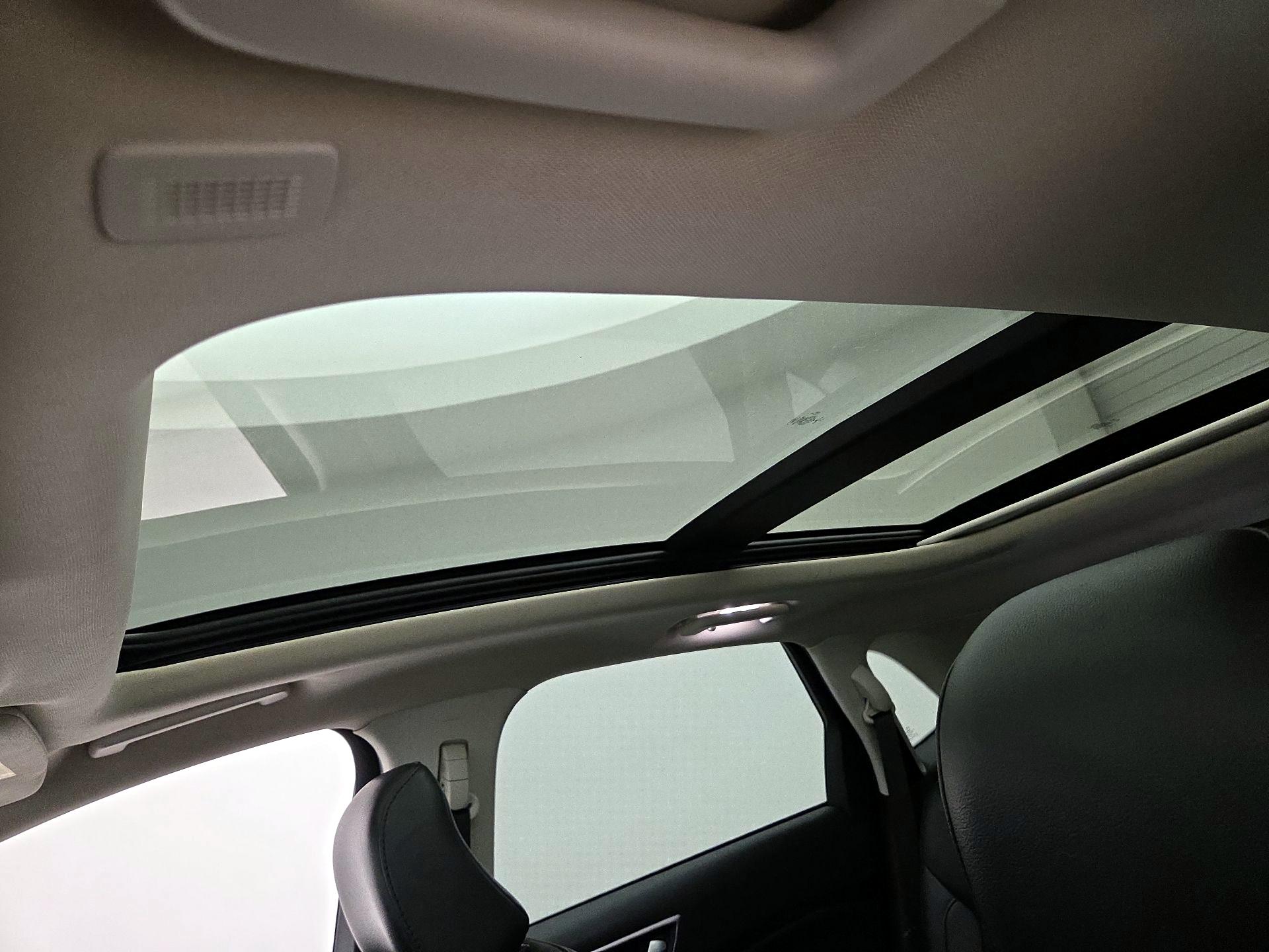 Thumbnail: 2022 Ford Edge - 19