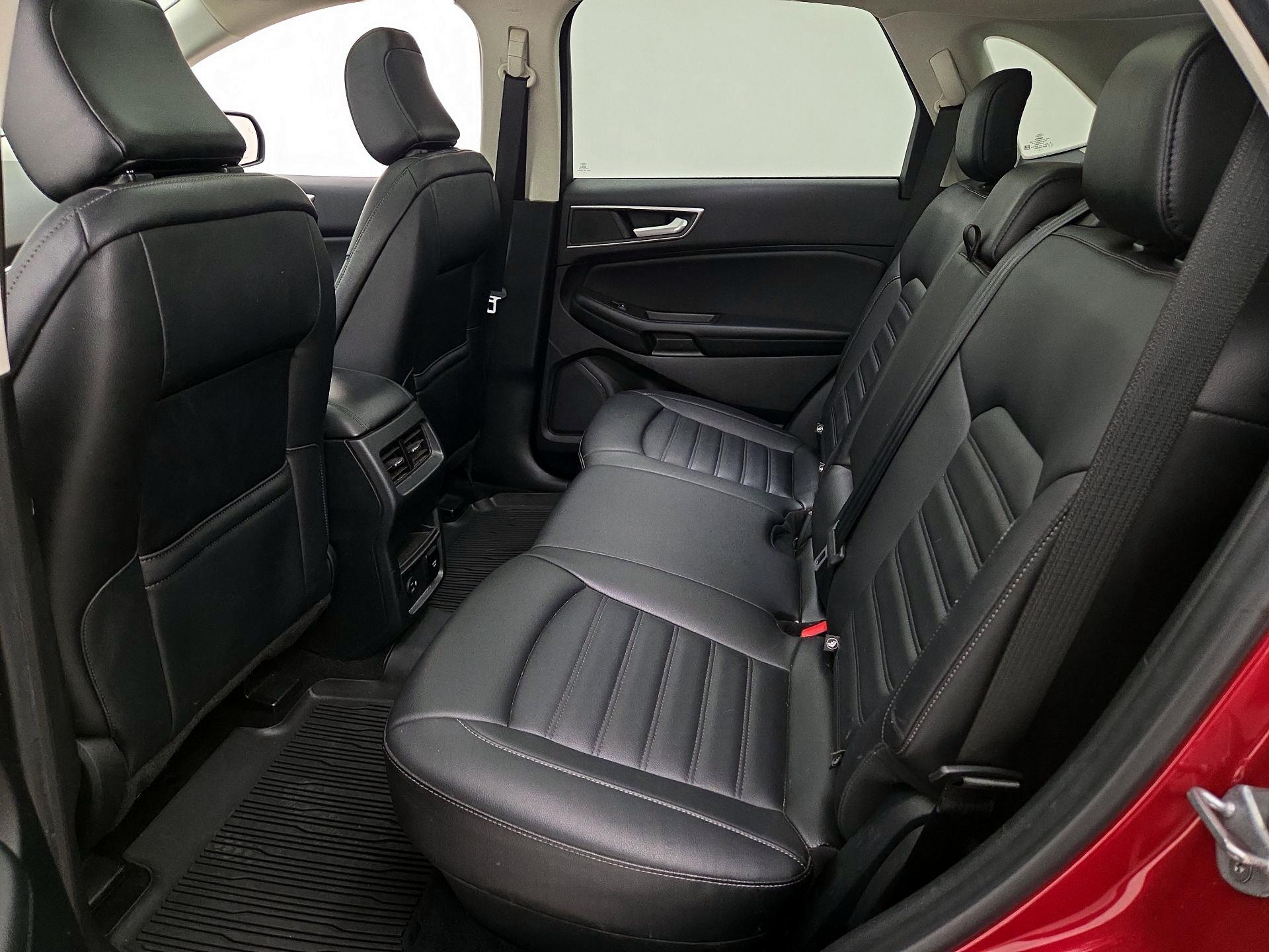 Thumbnail: 2022 Ford Edge - 20