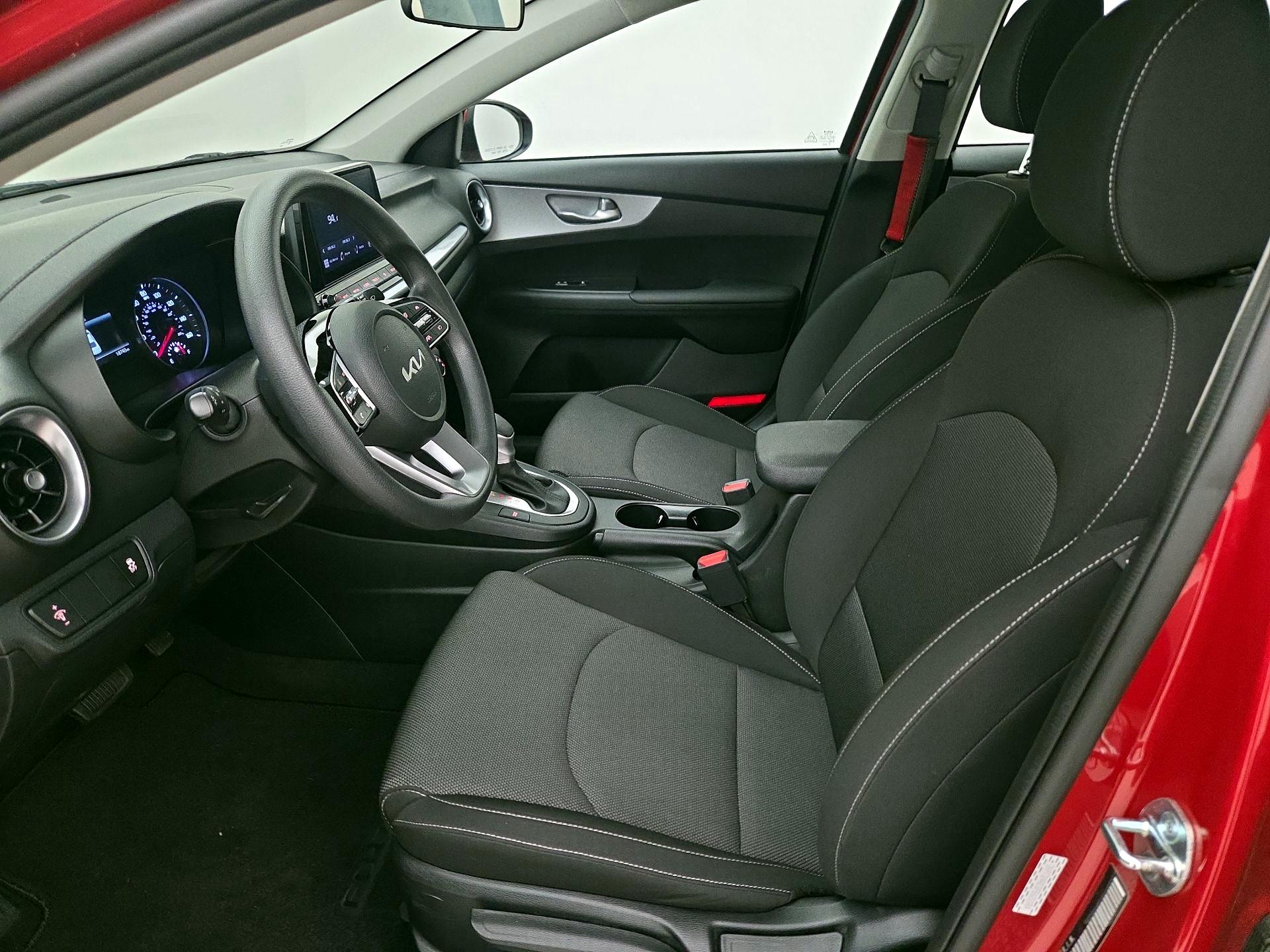 Thumbnail: 2023 Kia Forte - 11