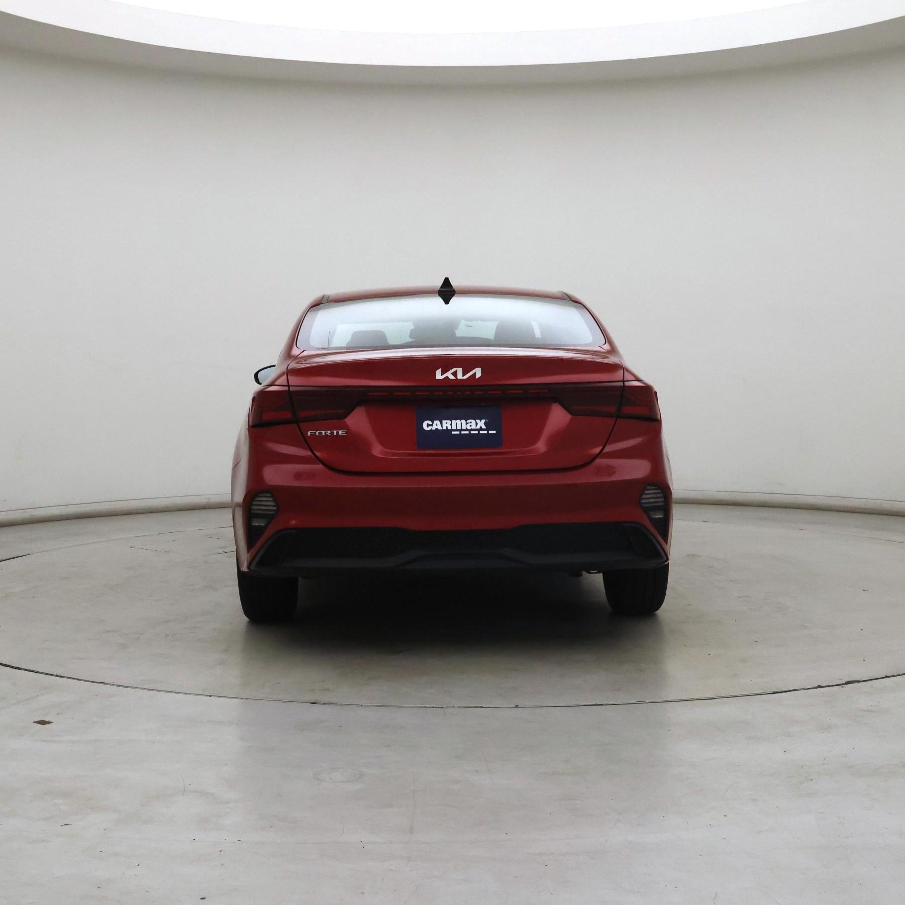 Thumbnail: 2023 Kia Forte - 6