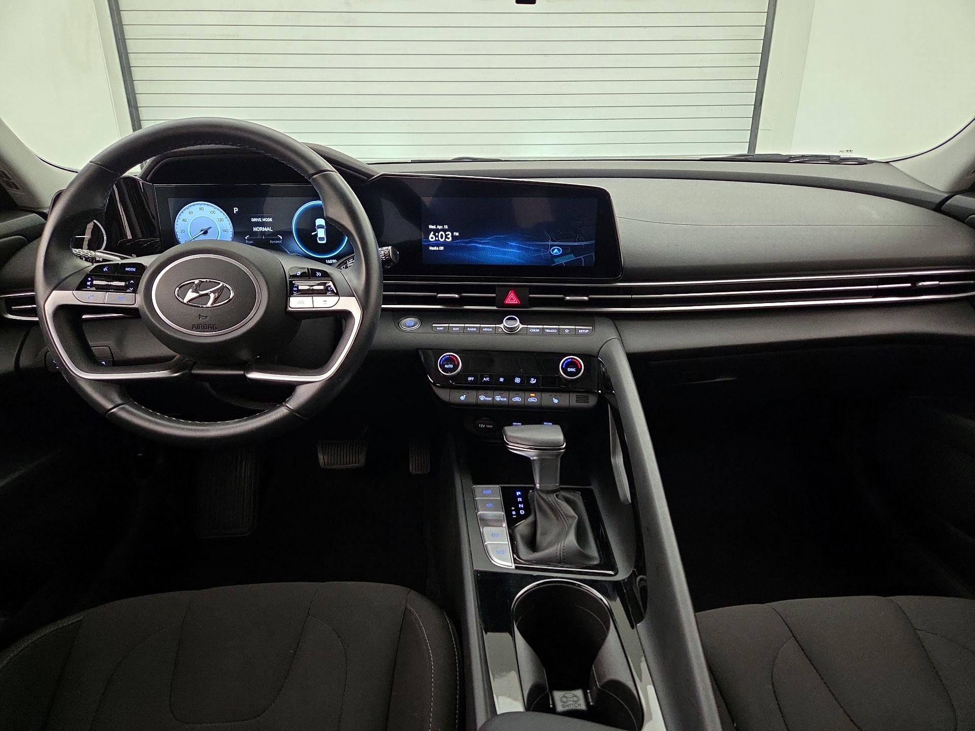 Thumbnail: 2023 Hyundai Elantra - 9