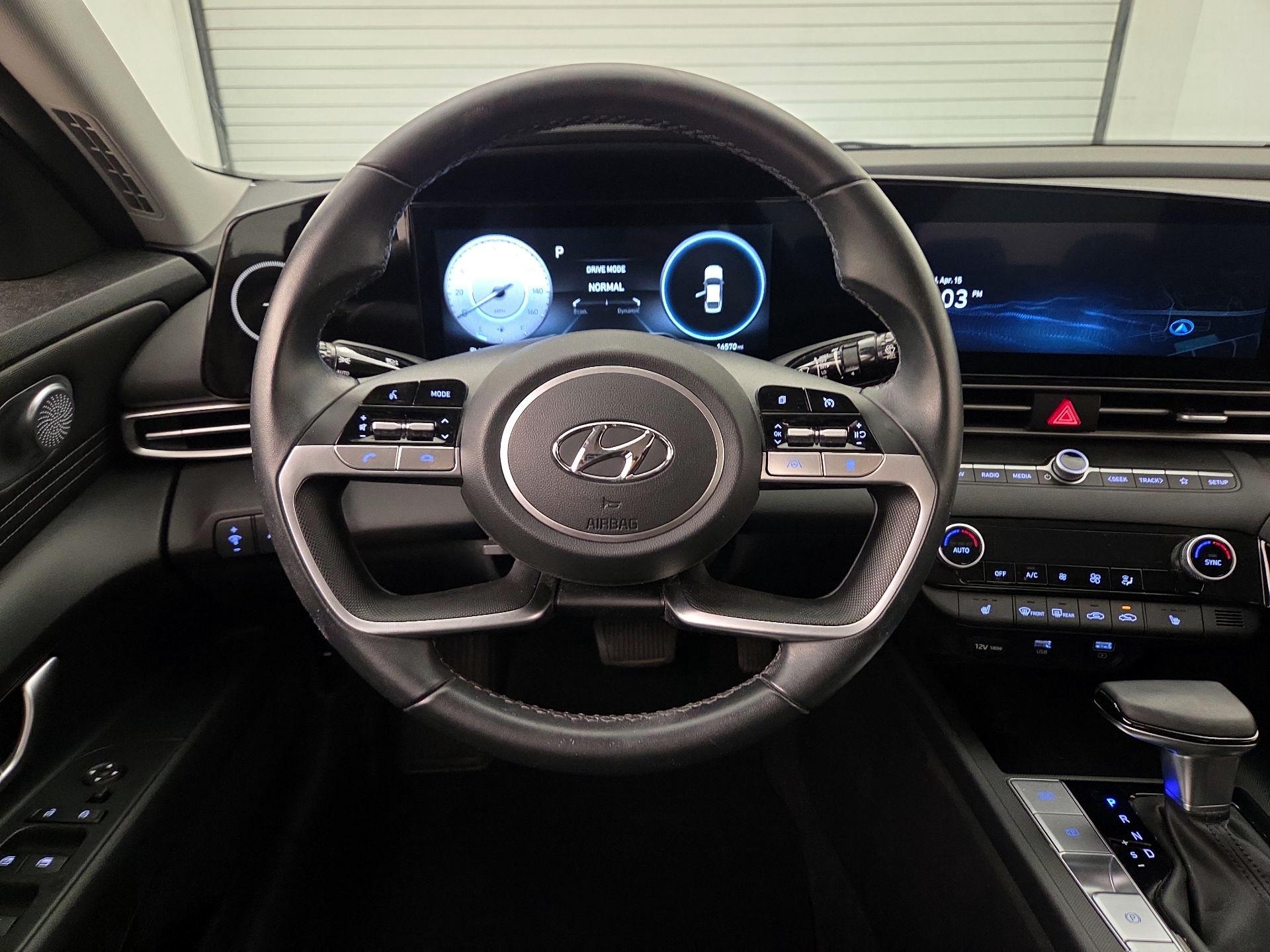 Thumbnail: 2023 Hyundai Elantra - 10