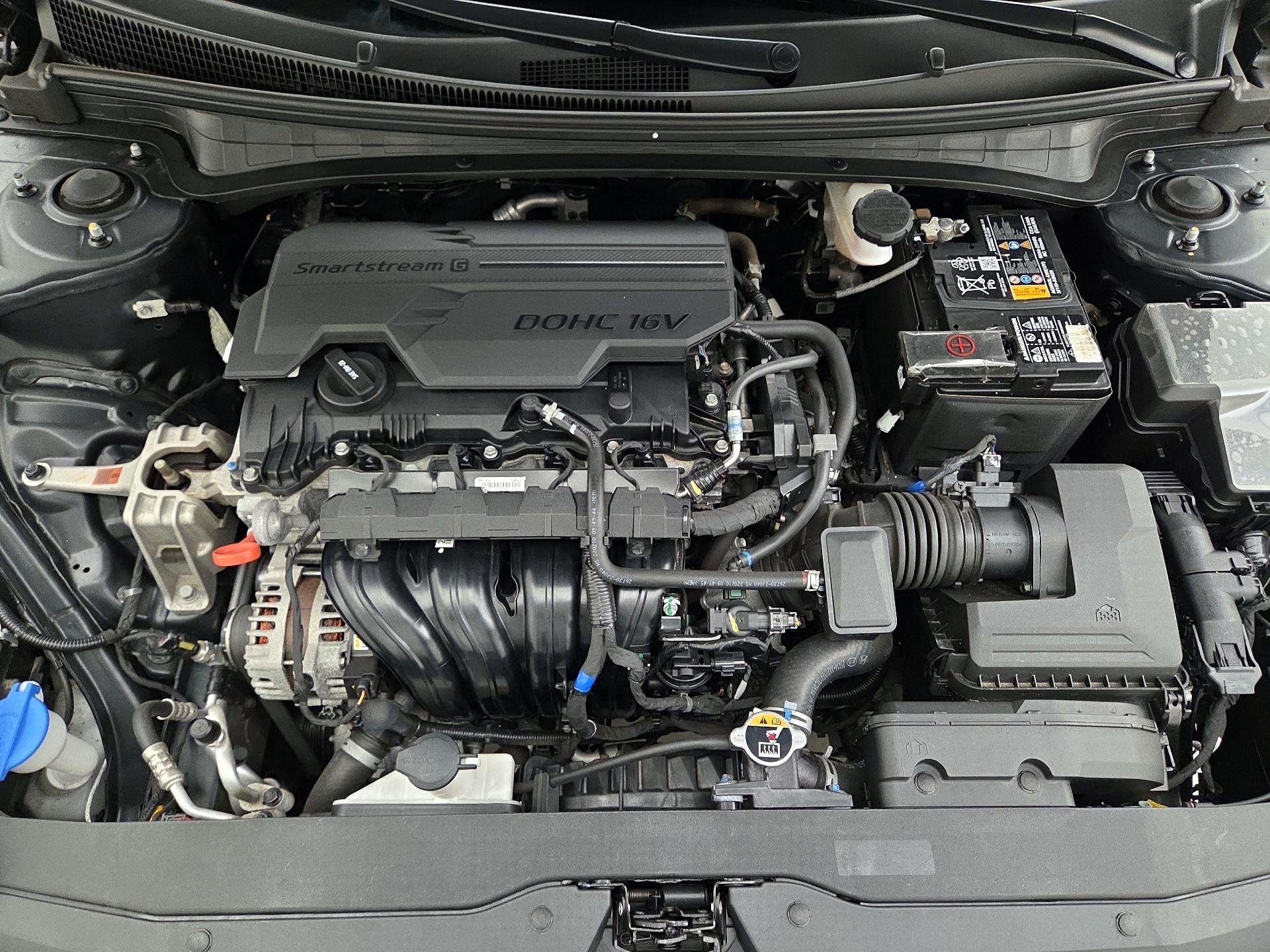 Thumbnail: 2023 Hyundai Elantra - 20