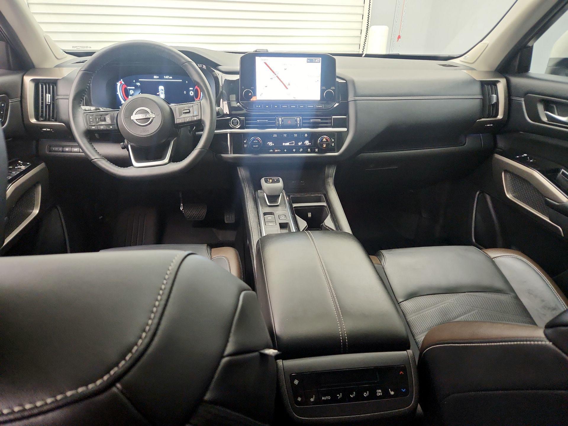 Thumbnail: 2024 Nissan Pathfinder - 9