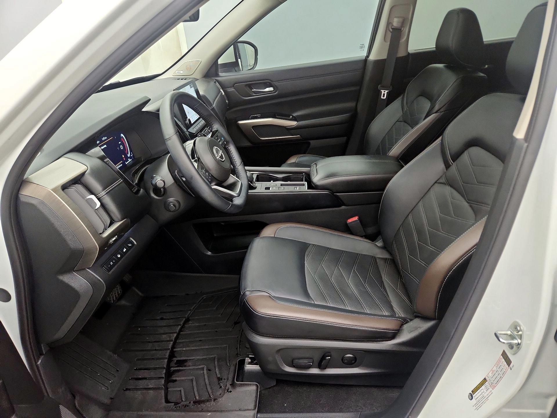 Thumbnail: 2024 Nissan Pathfinder - 11