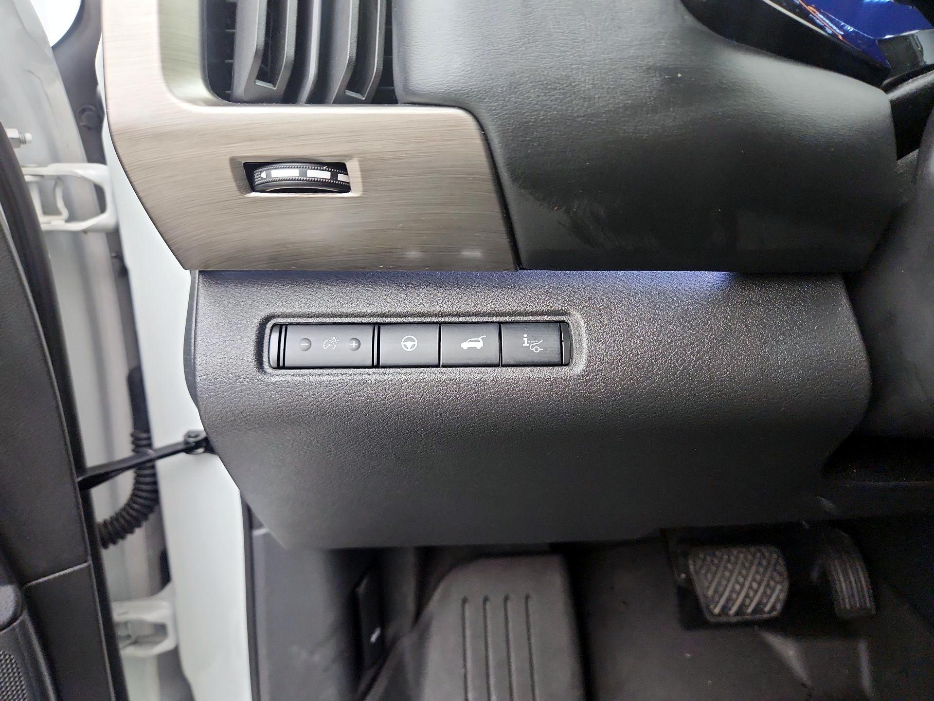 Thumbnail: 2024 Nissan Pathfinder - 13