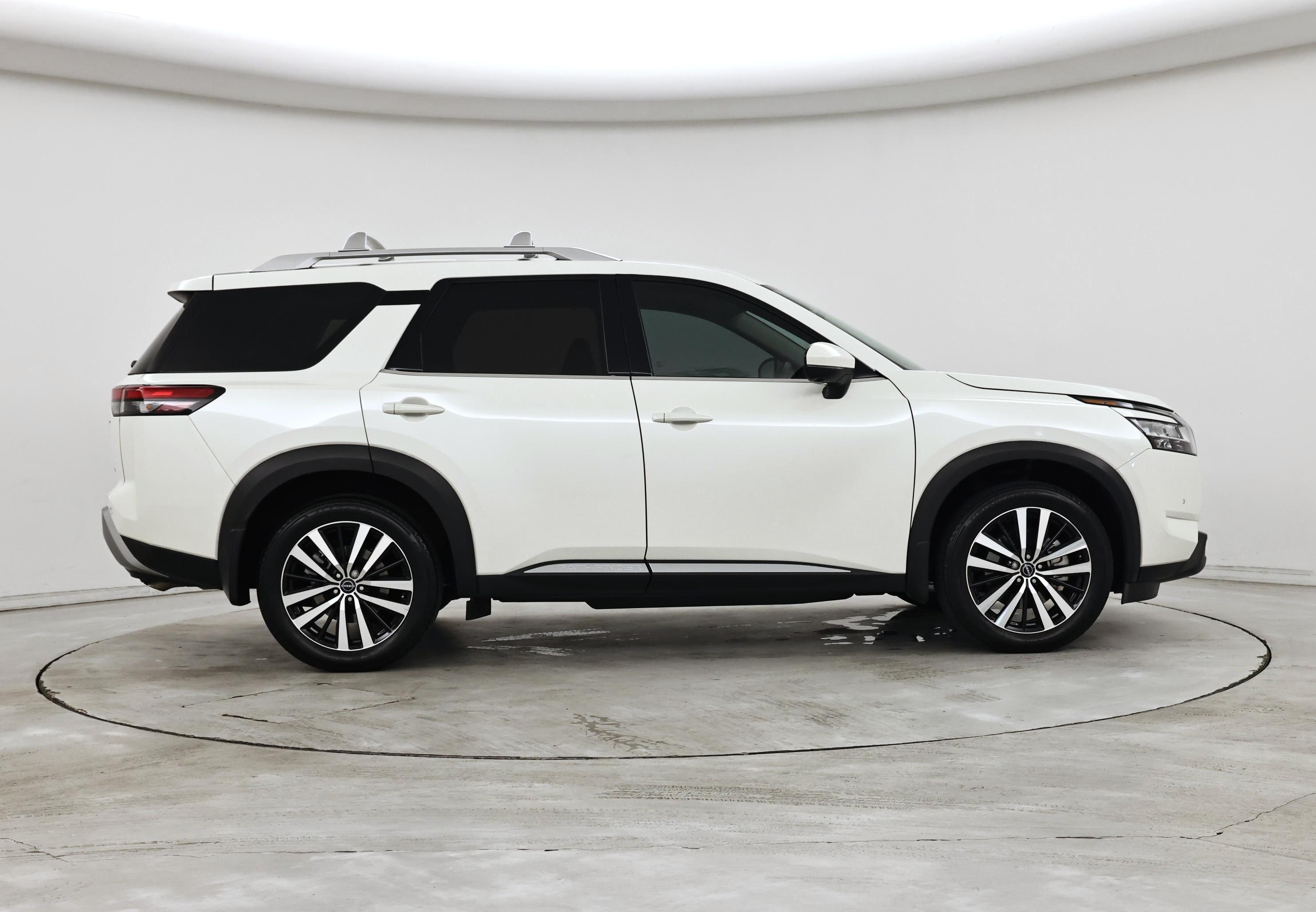 Thumbnail: 2024 Nissan Pathfinder - 7
