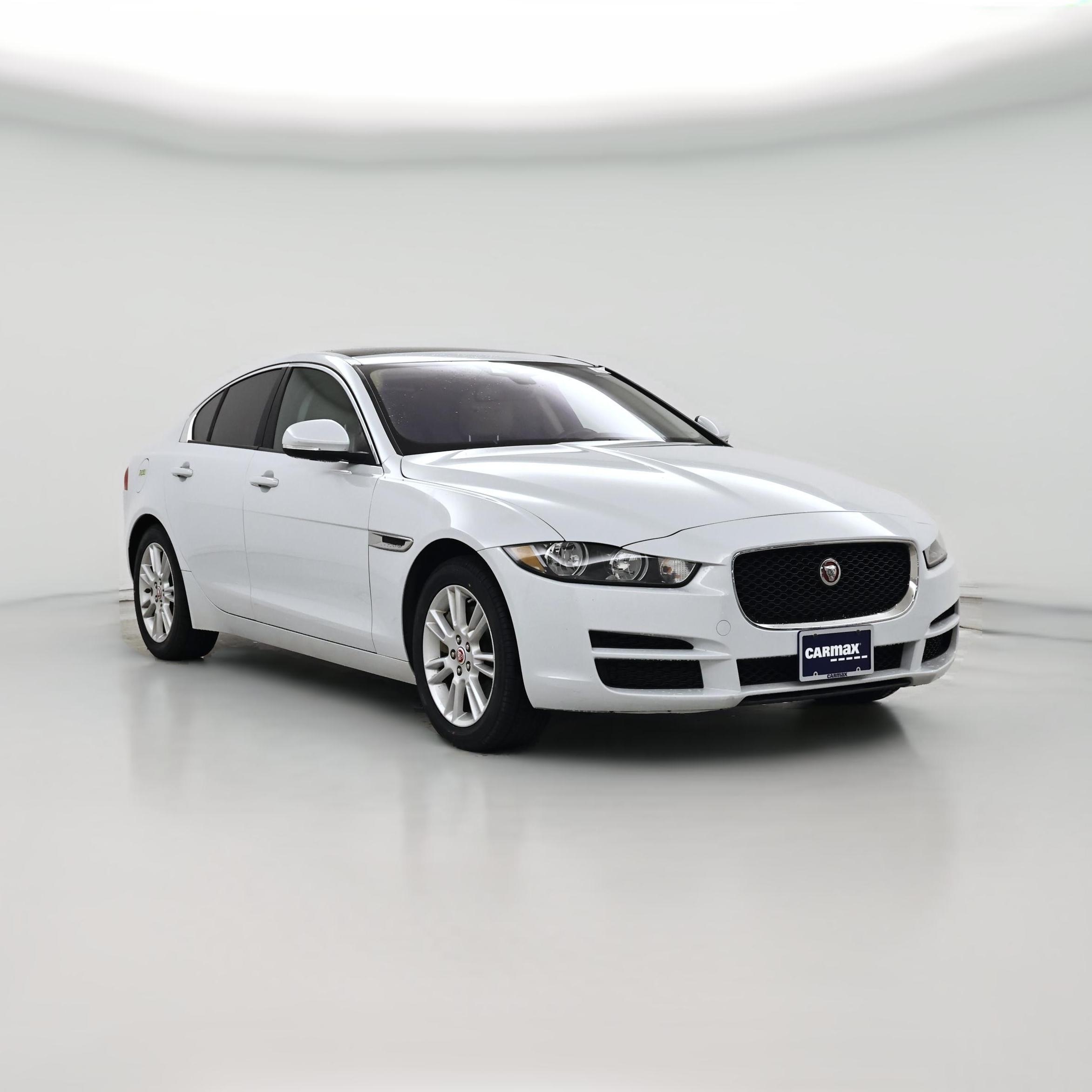 Thumbnail: 2017 Jaguar XE - 1