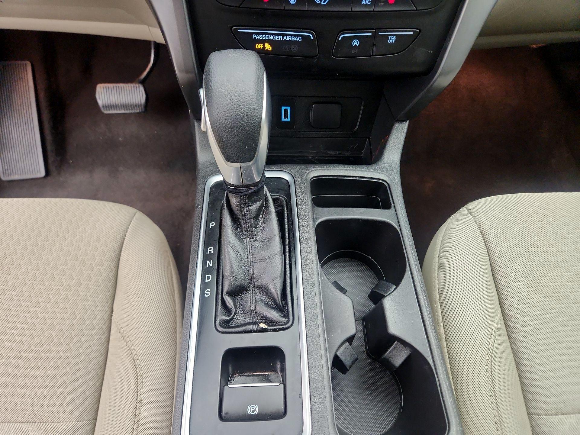 Thumbnail: 2019 Ford Escape - 17
