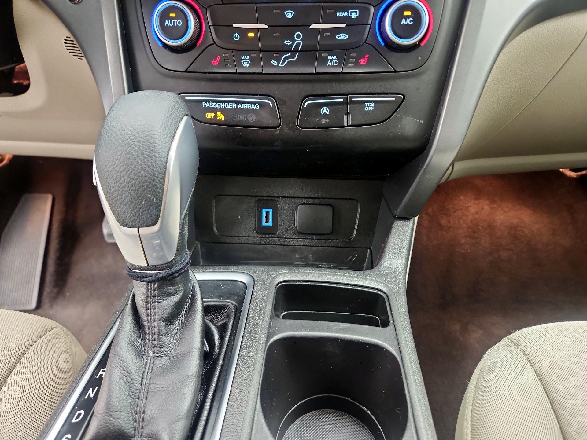 Thumbnail: 2019 Ford Escape - 18