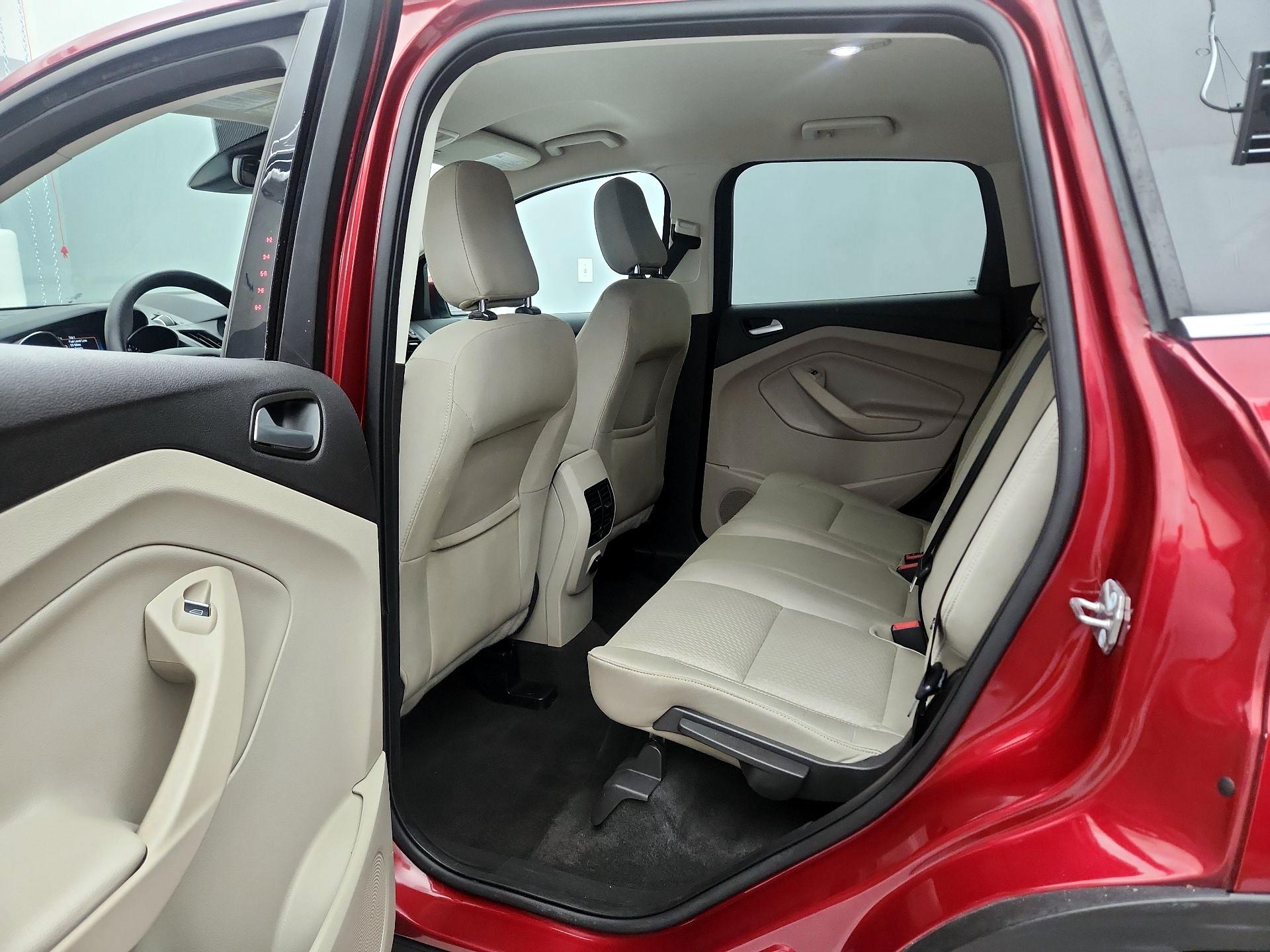 Thumbnail: 2019 Ford Escape - 19