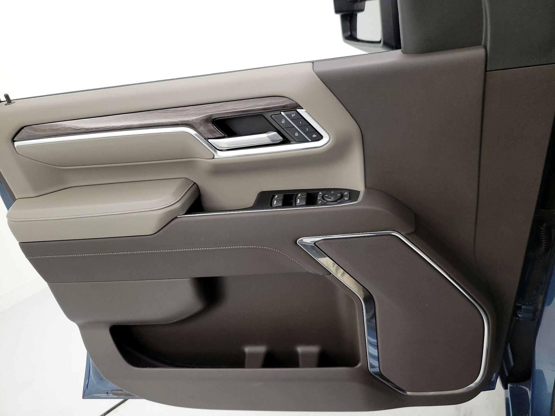 Thumbnail: 2024 Chevrolet Silverado 2500 - 12