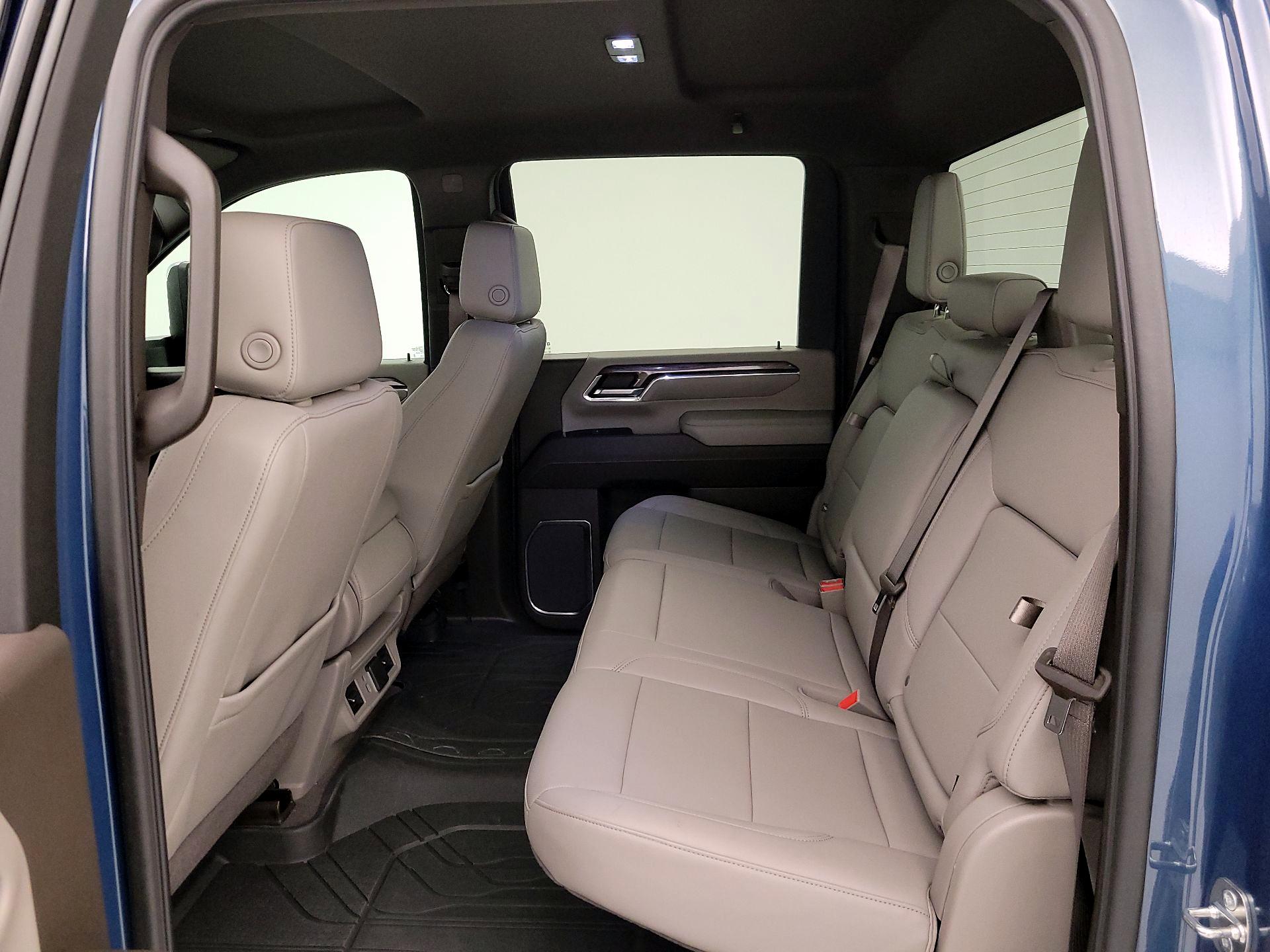 Thumbnail: 2024 Chevrolet Silverado 2500 - 20