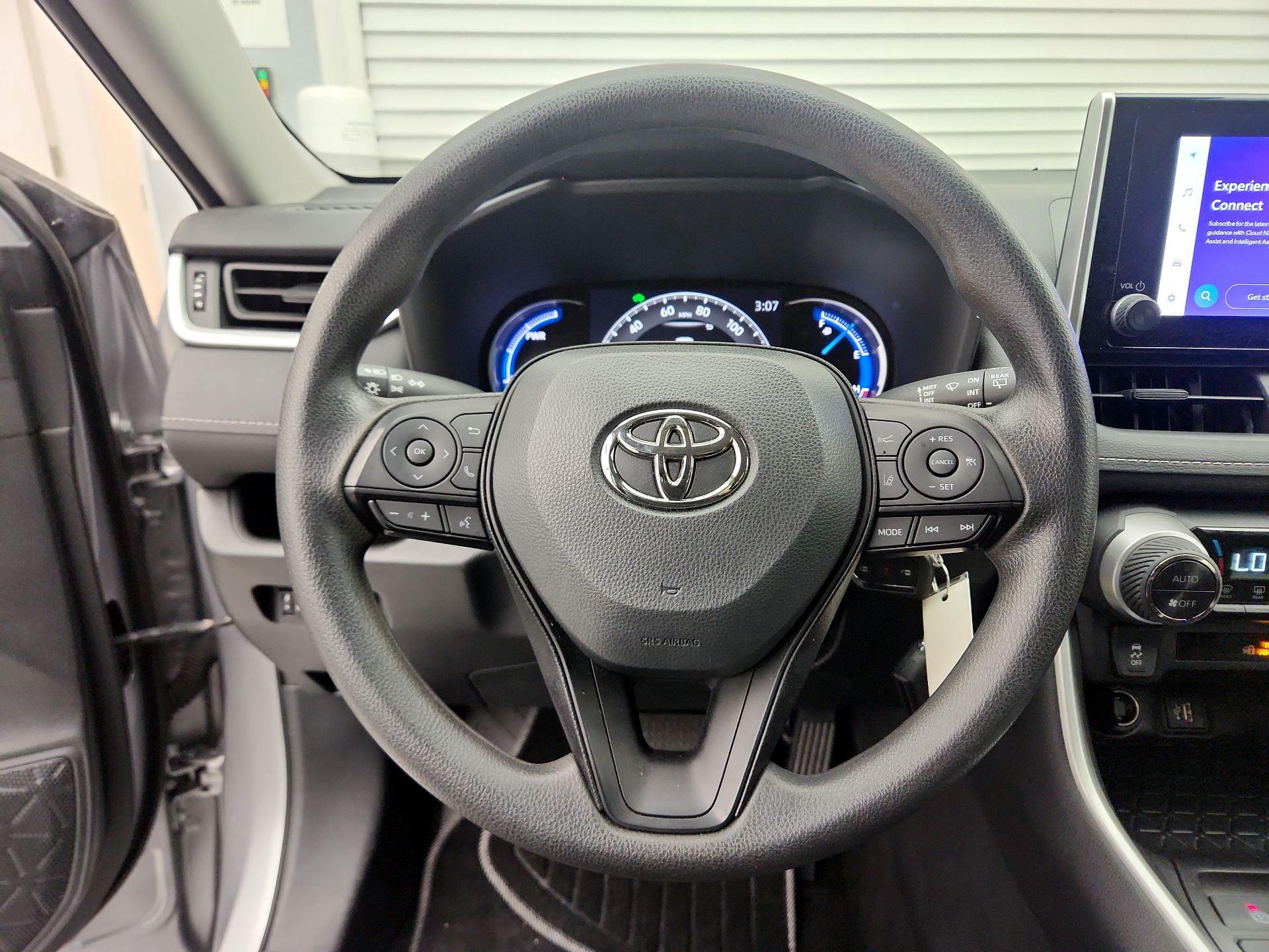 Thumbnail: 2024 Toyota RAV4 - 10