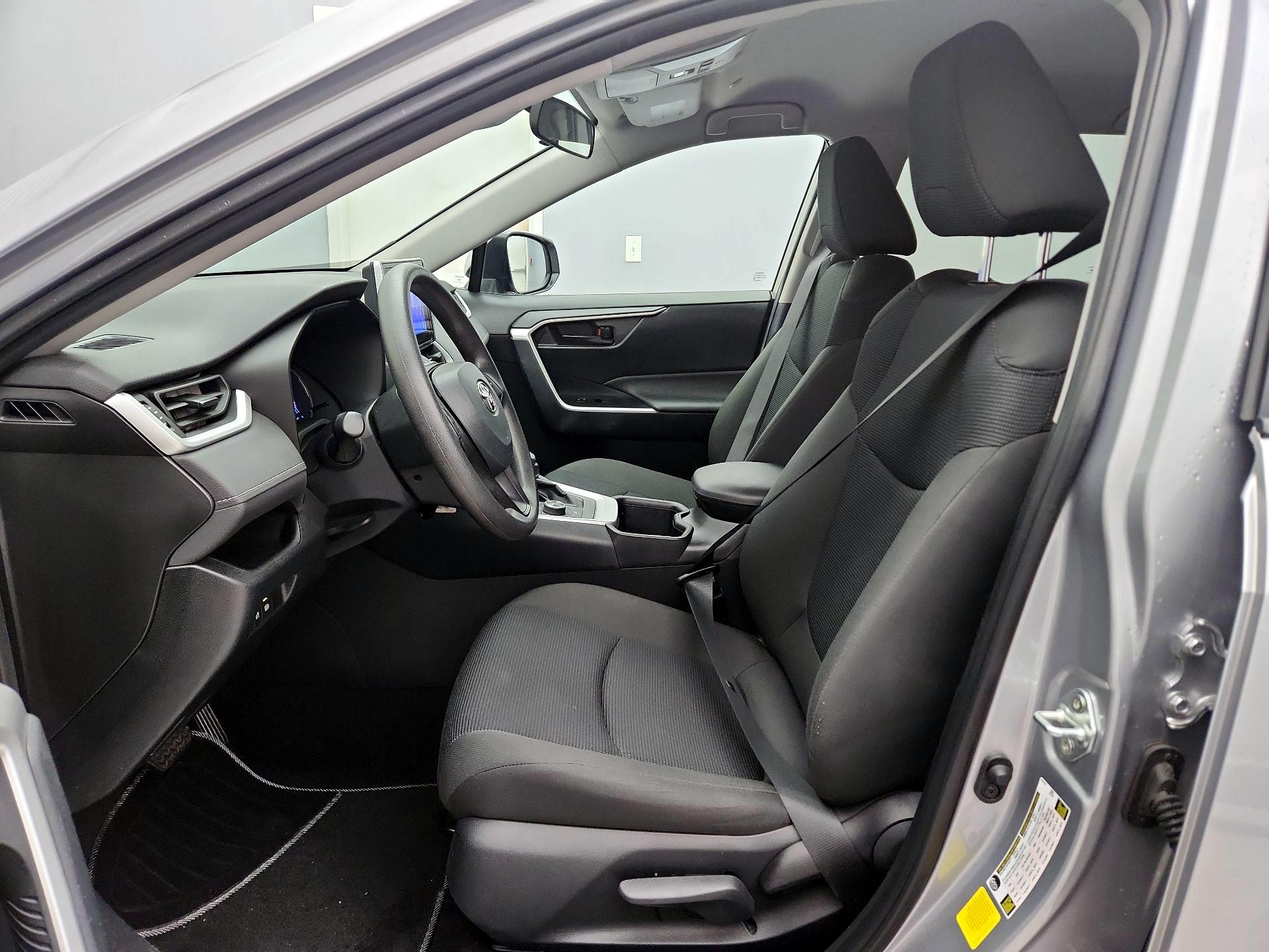 Thumbnail: 2024 Toyota RAV4 - 11