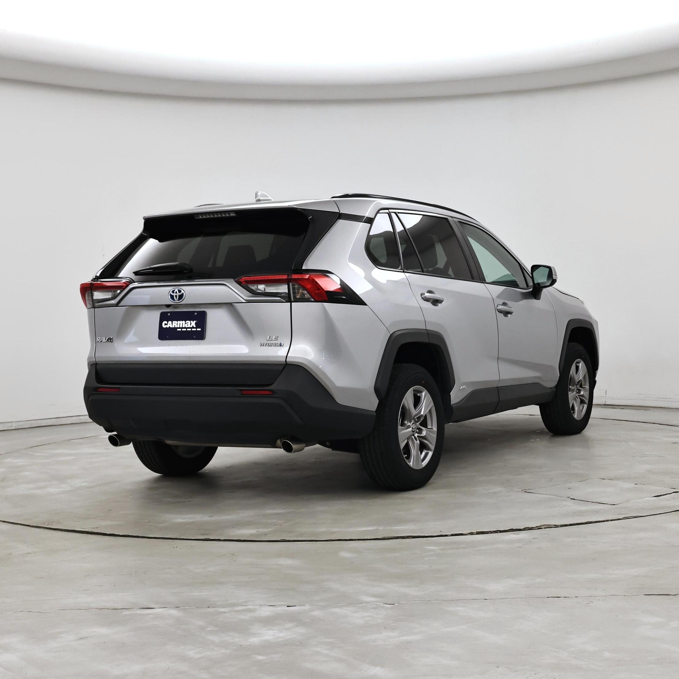 Thumbnail: 2024 Toyota RAV4 - 8