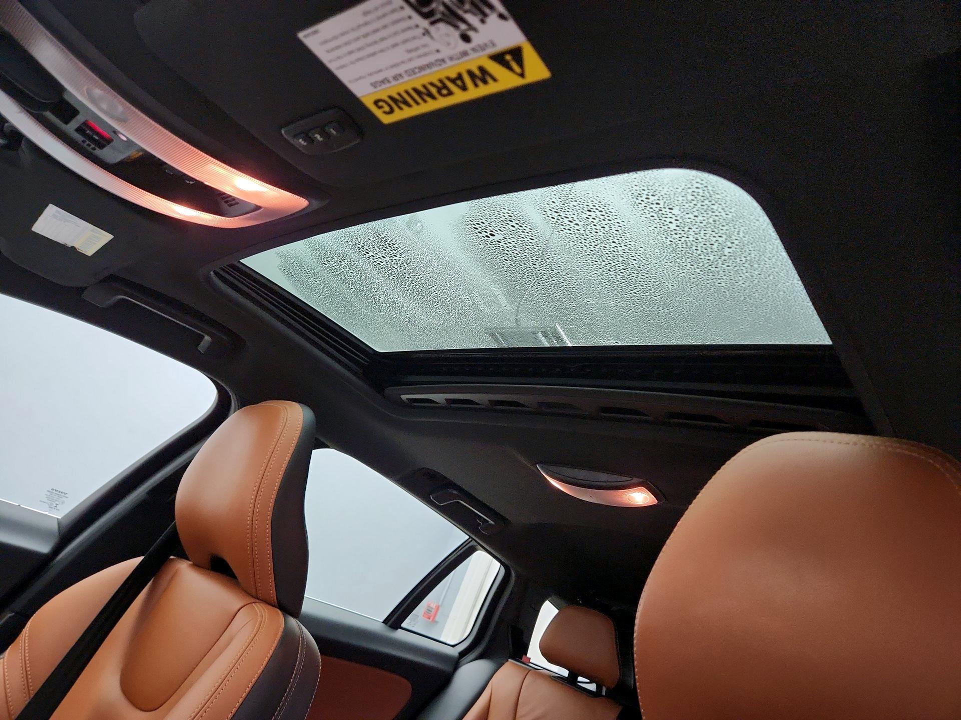 Thumbnail: 2016 Volvo V60 - 20