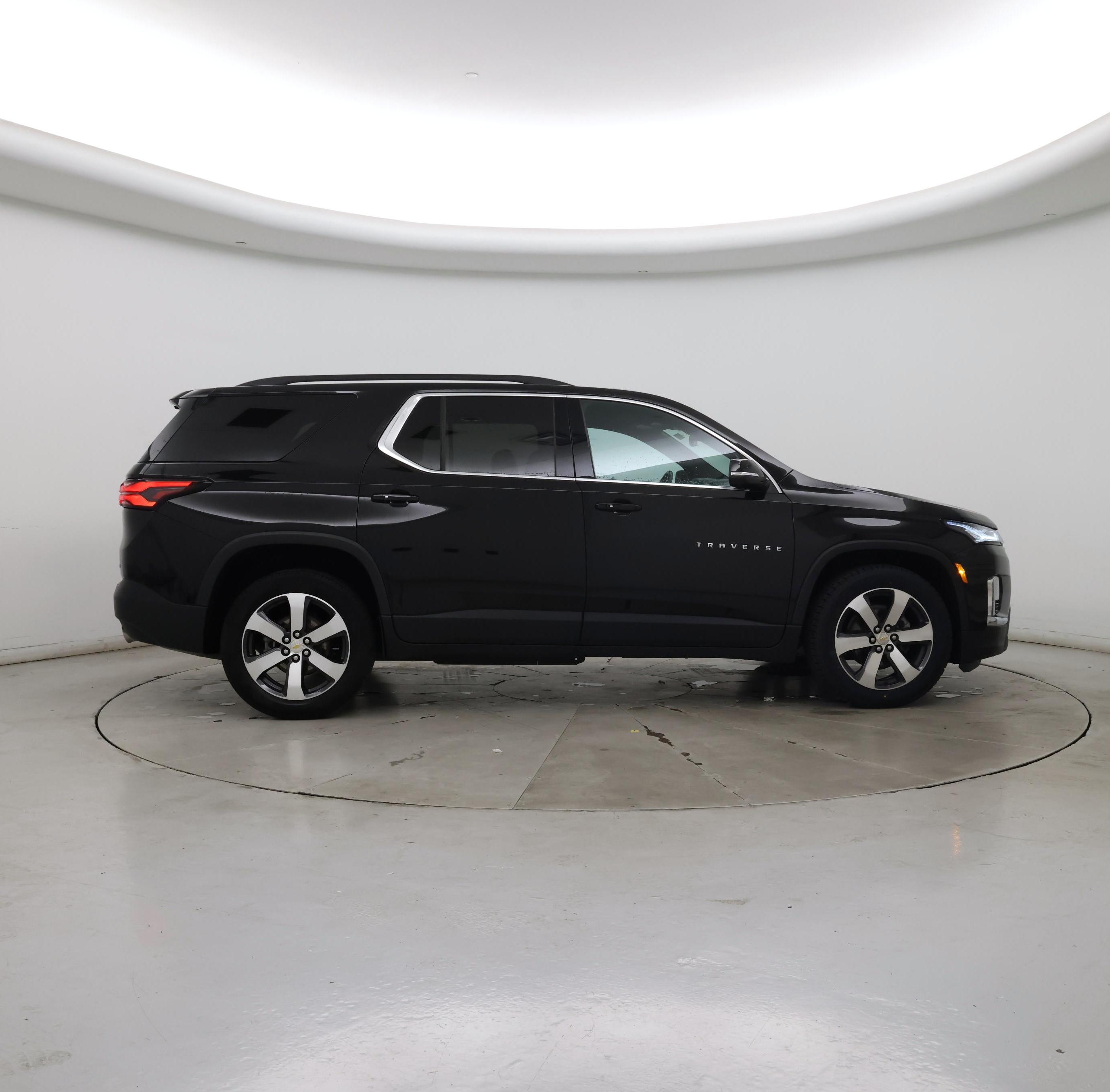Thumbnail: 2023 Chevrolet Traverse - 7