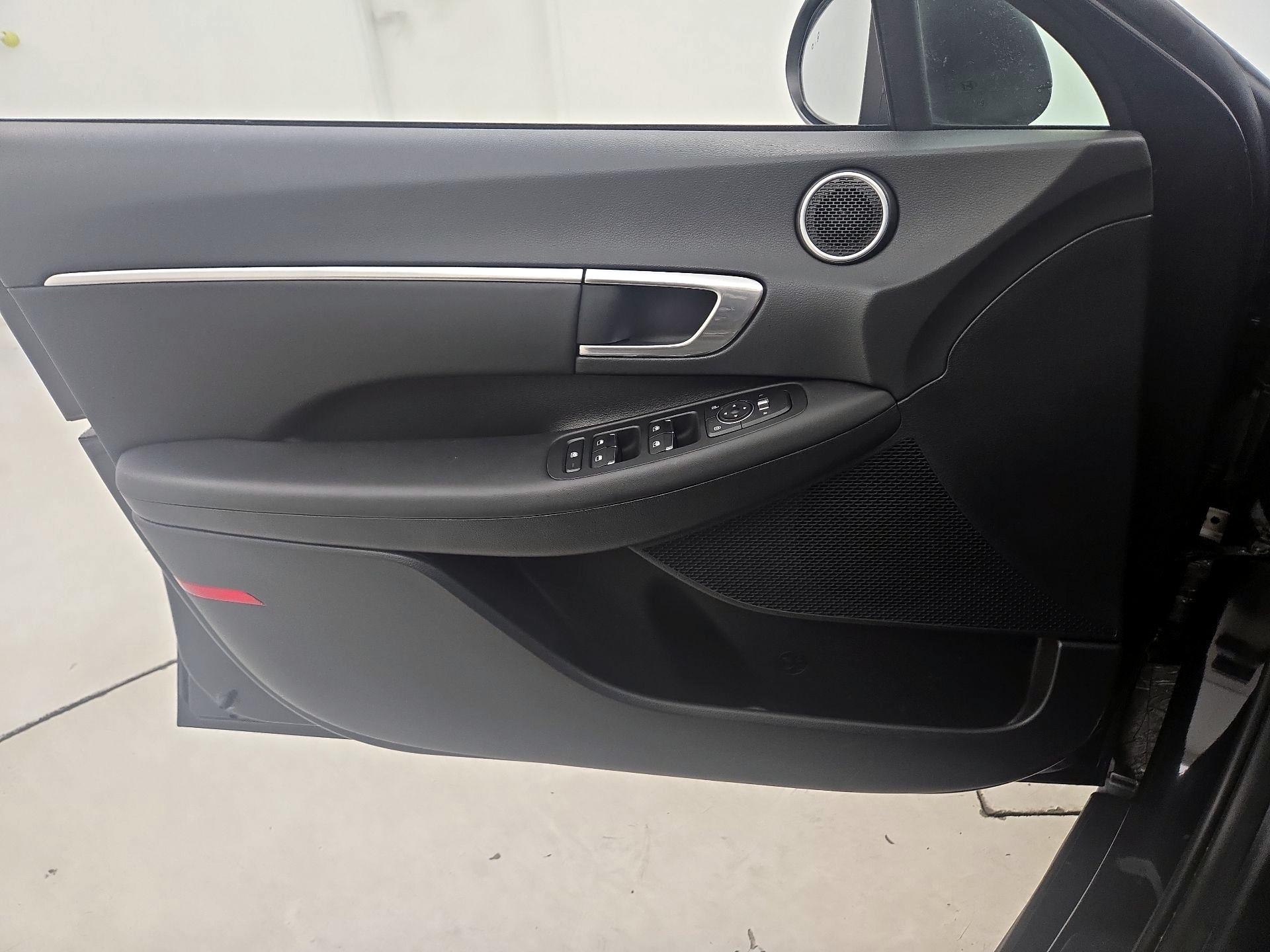 Thumbnail: 2023 Hyundai Sonata - 12