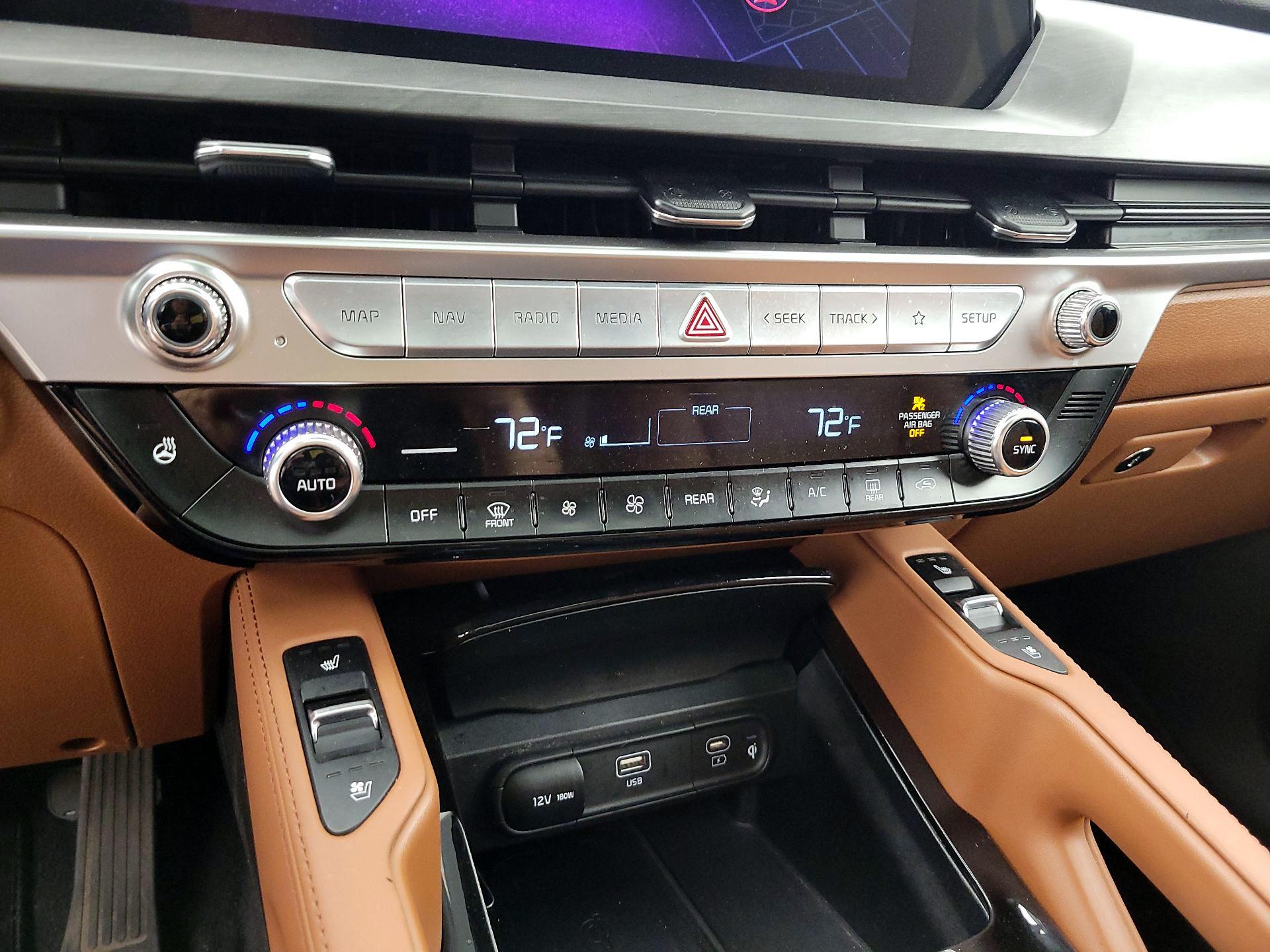 Thumbnail: 2023 Kia Telluride - 17