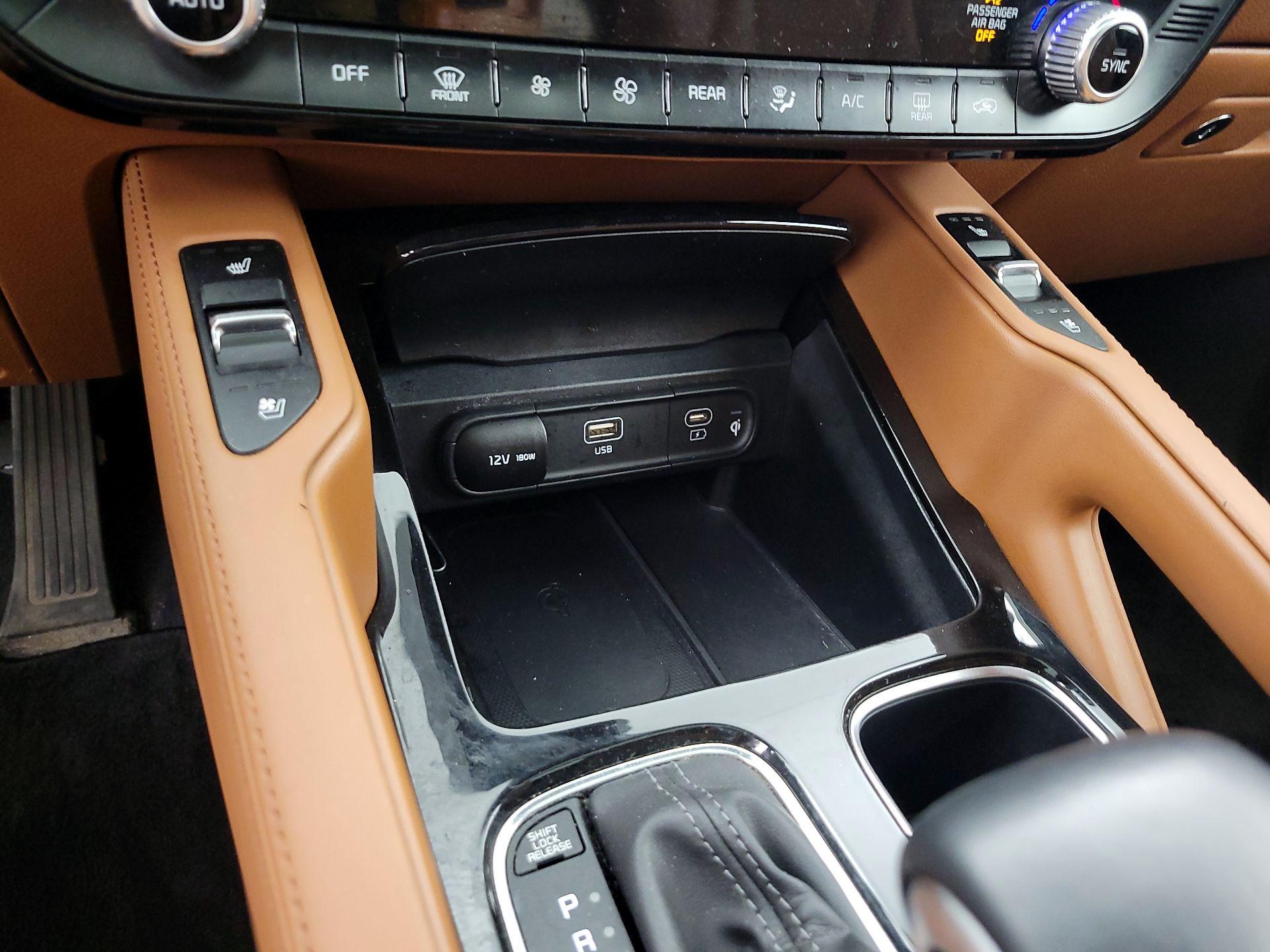 Thumbnail: 2023 Kia Telluride - 19