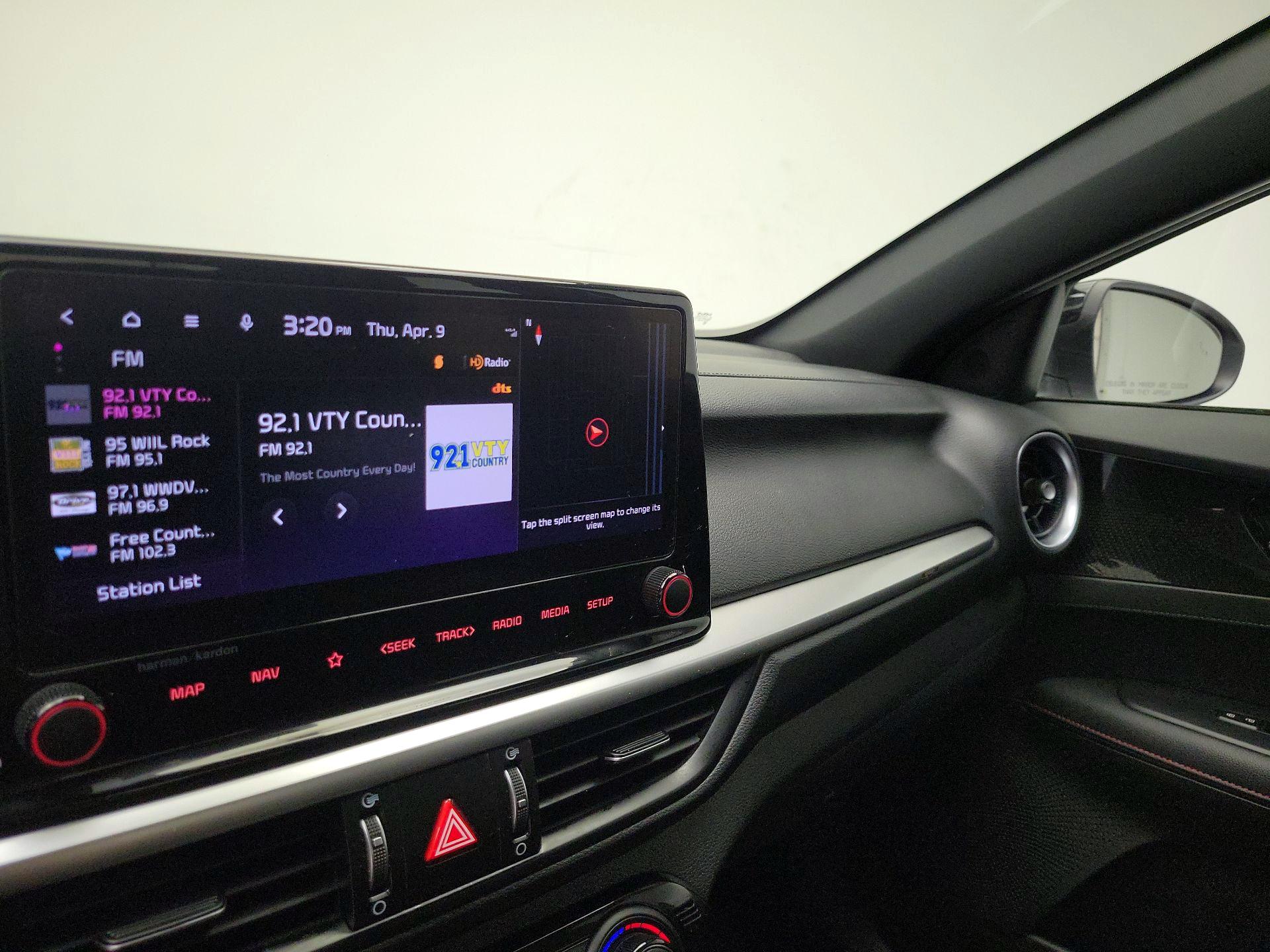 Thumbnail: 2023 Kia Forte - 16