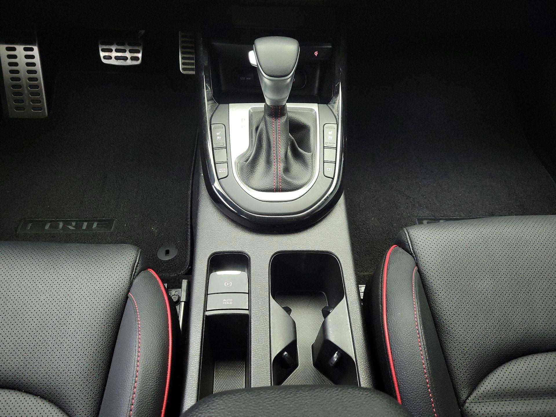 Thumbnail: 2023 Kia Forte - 18