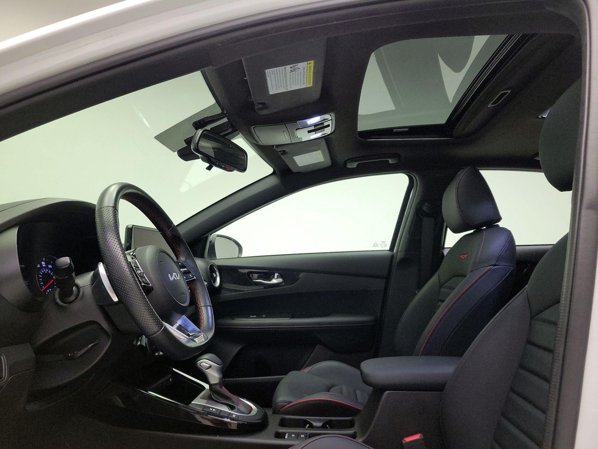 Thumbnail: 2023 Kia Forte - 20