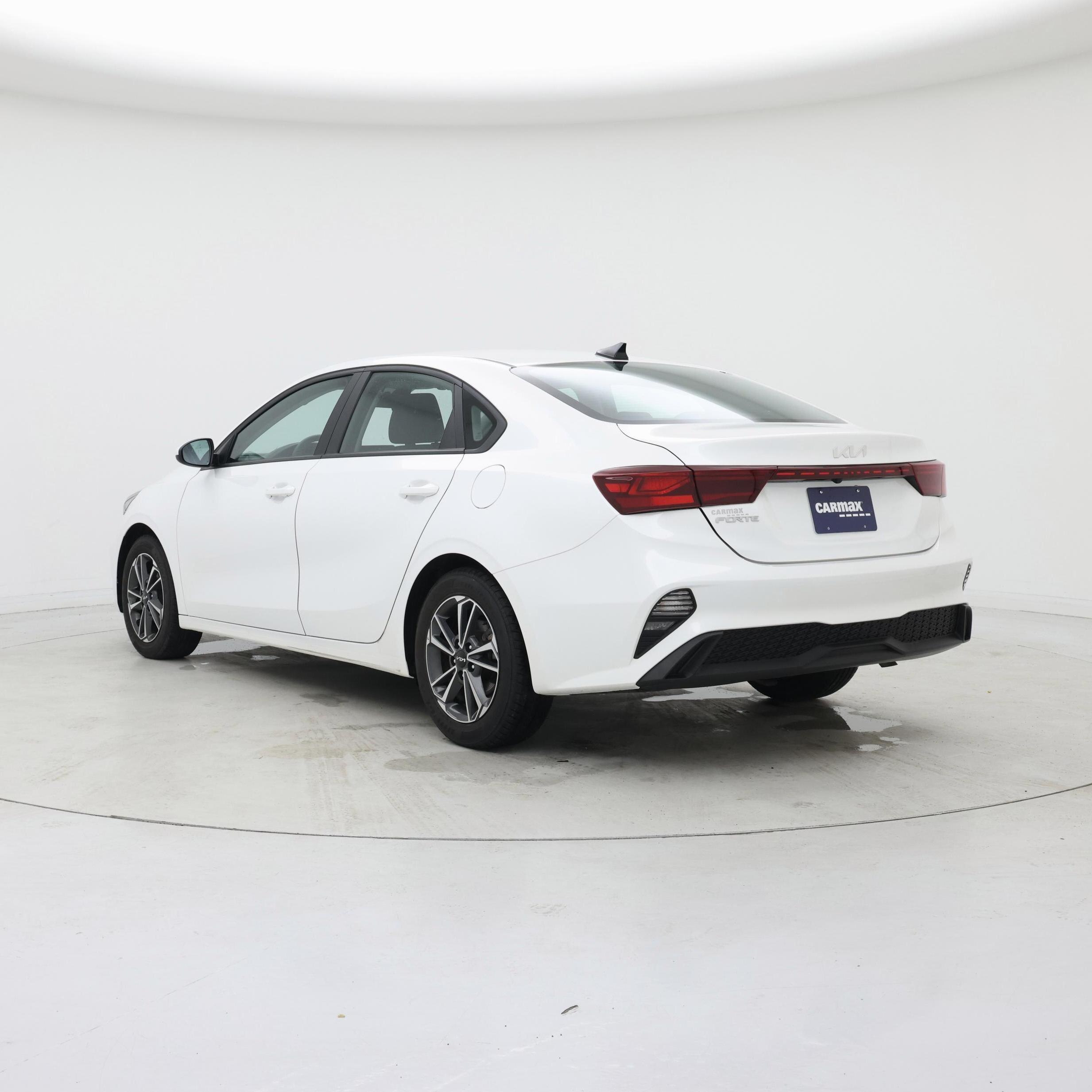 Thumbnail: 2023 Kia Forte - 2