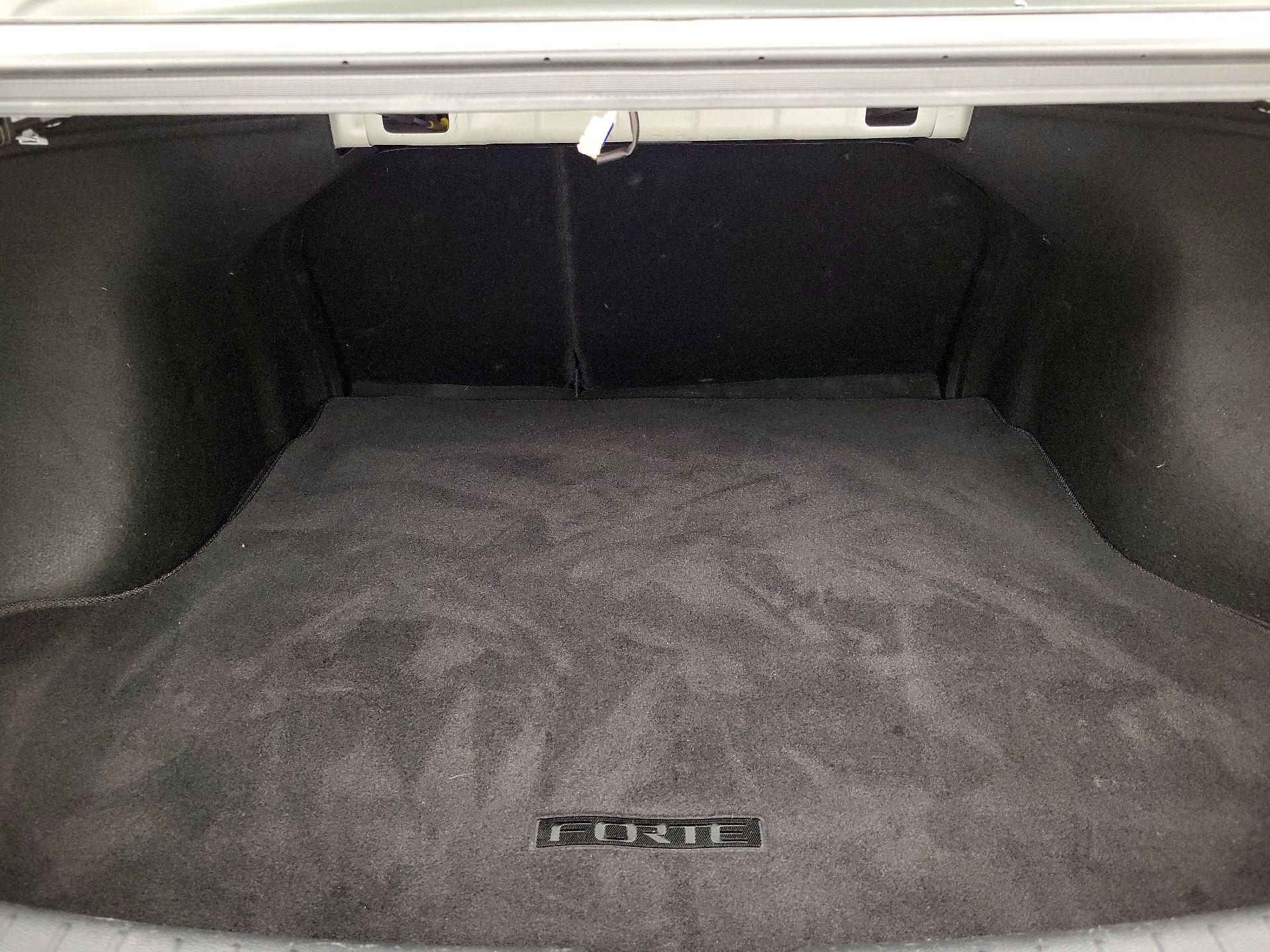 Thumbnail: 2023 Kia Forte - 20