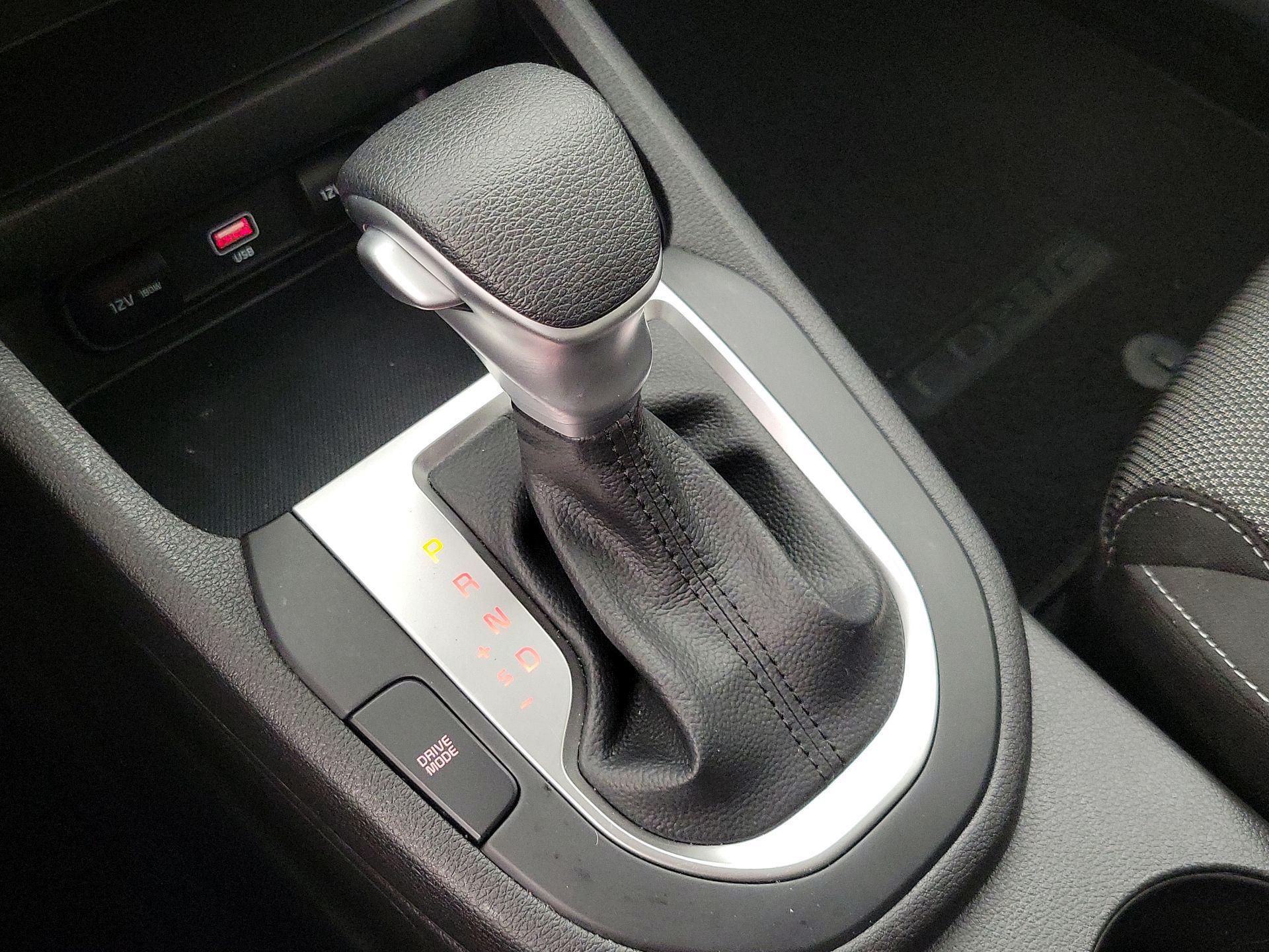 Thumbnail: 2023 Kia Forte - 17