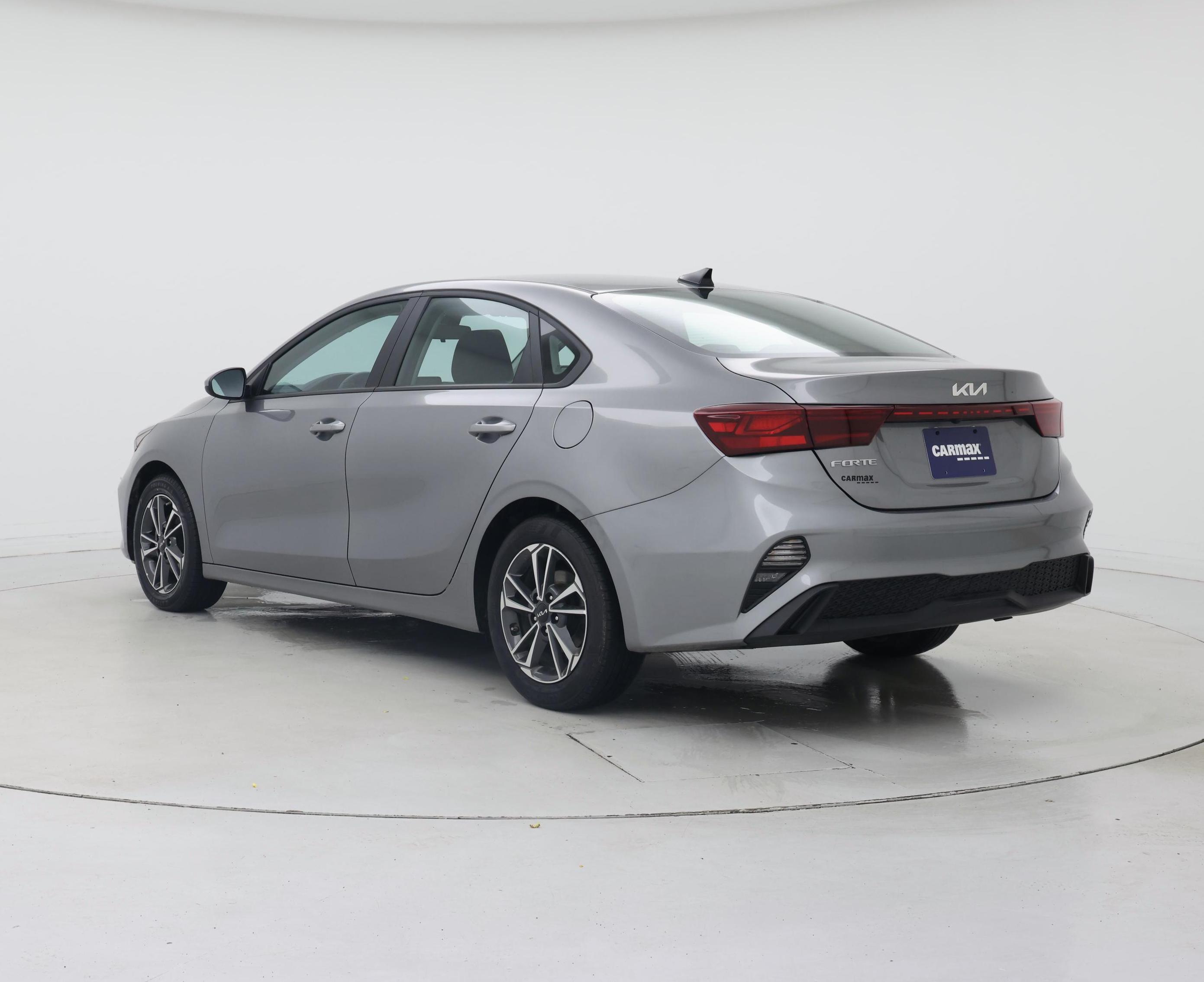 Thumbnail: 2023 Kia Forte - 2