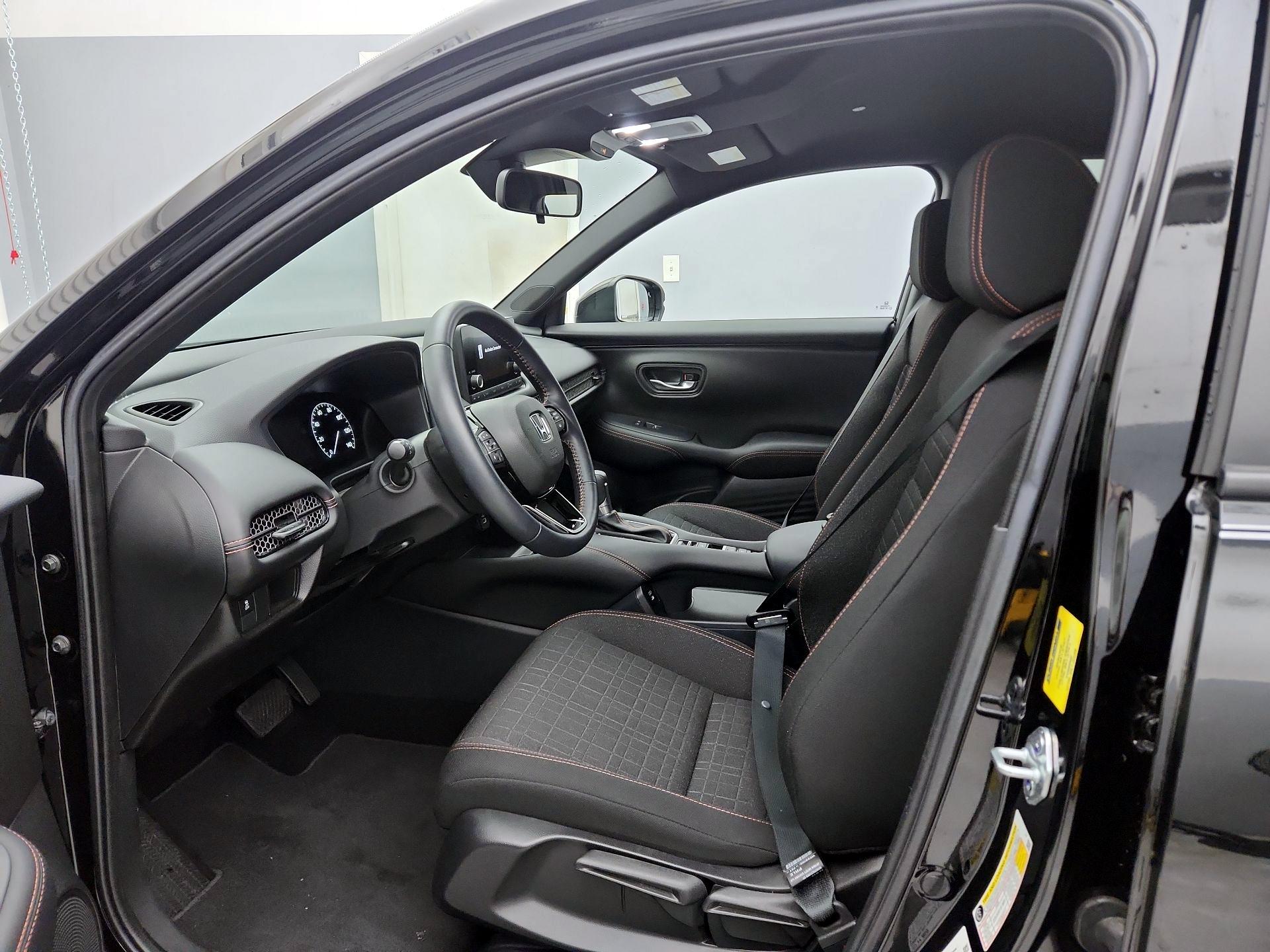 Thumbnail: 2025 Honda HR-V - 11