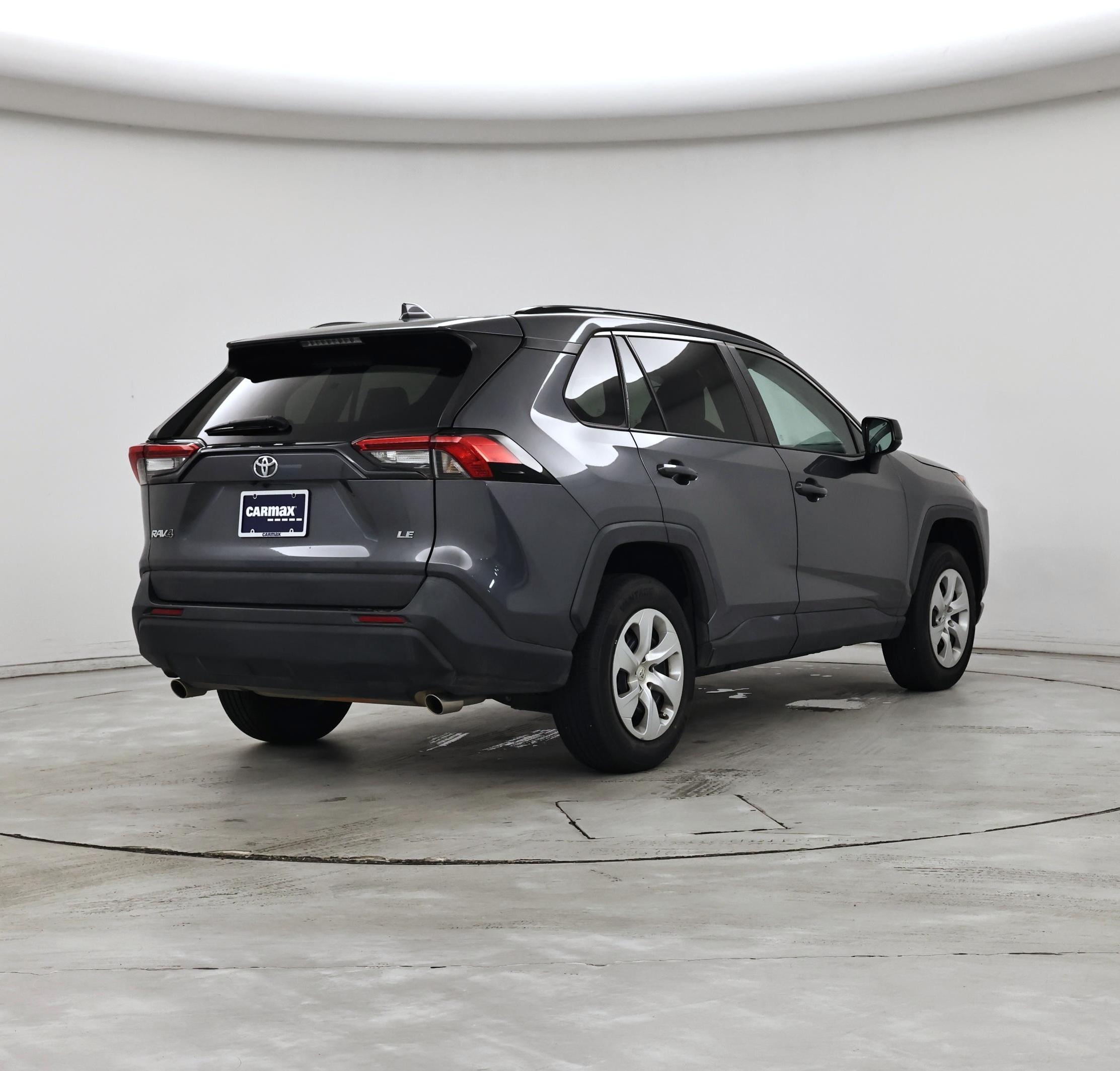 Thumbnail: 2021 Toyota RAV4 - 8