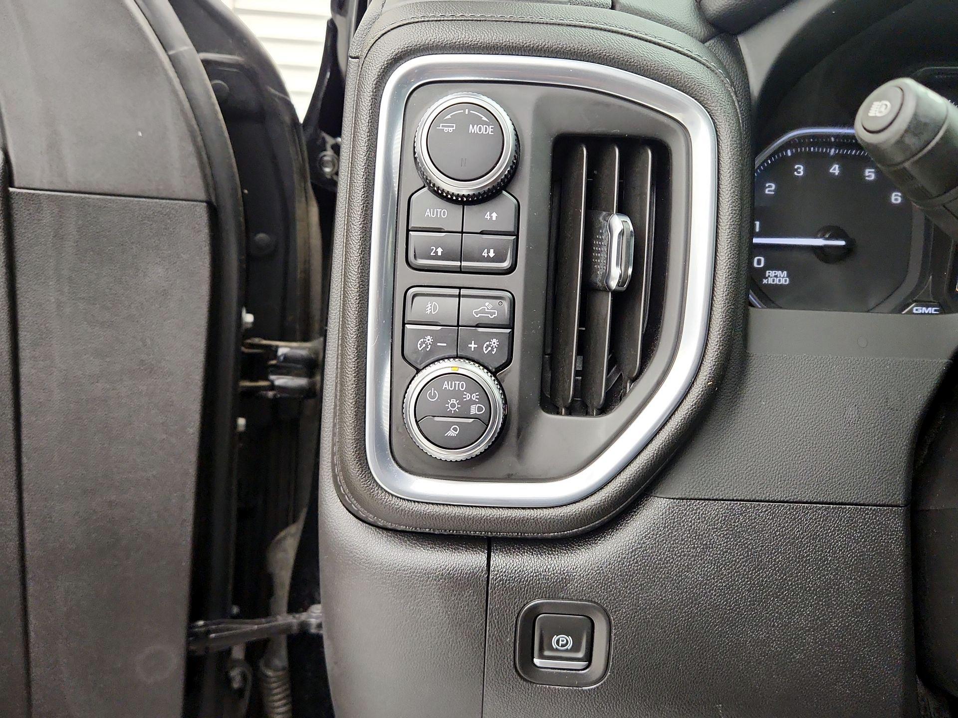 Thumbnail: 2022 GMC Sierra 1500 - 13
