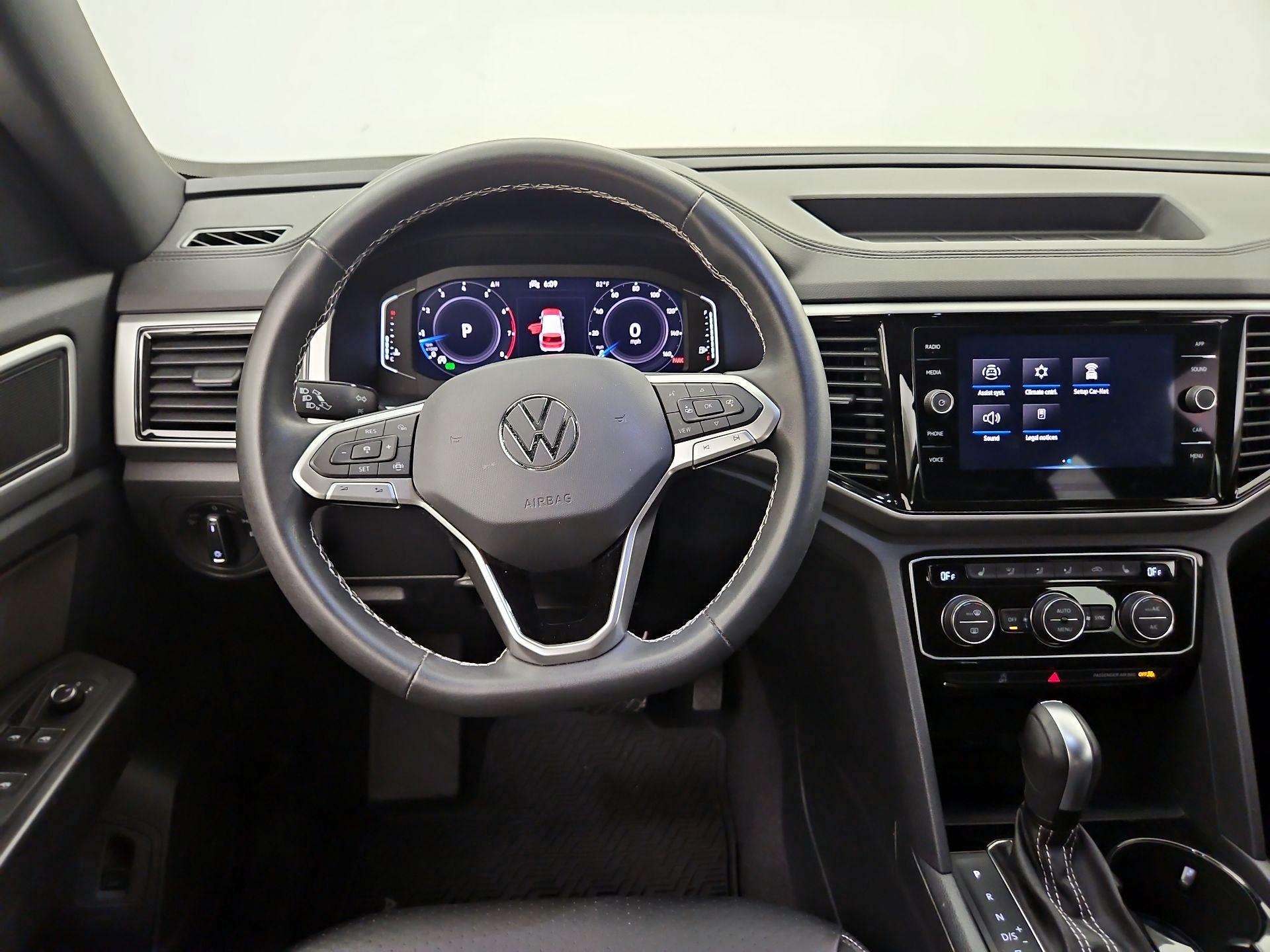 Thumbnail: 2023 Volkswagen Atlas - 10