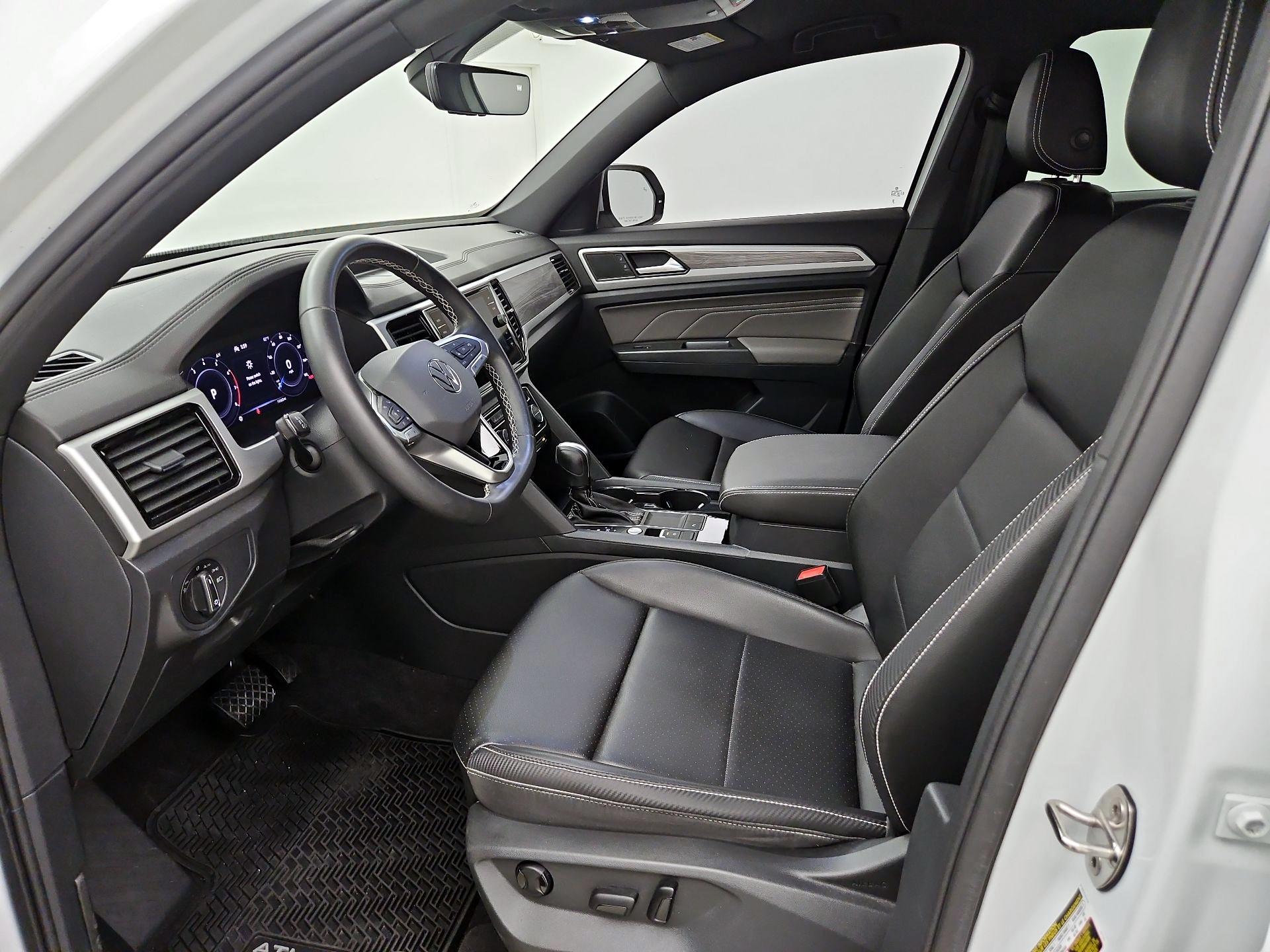 Thumbnail: 2023 Volkswagen Atlas - 11