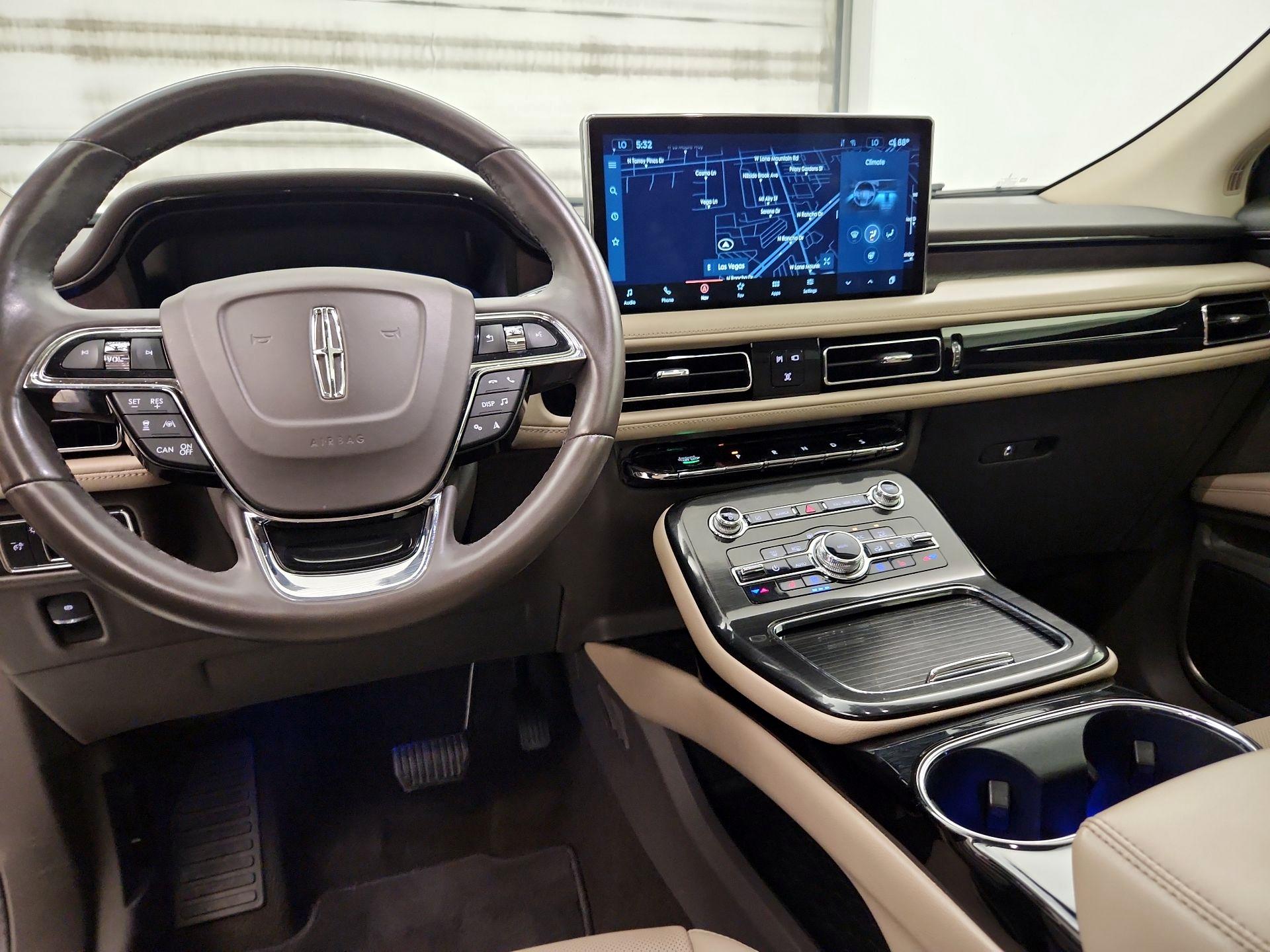 Thumbnail: 2022 Lincoln Nautilus - 9