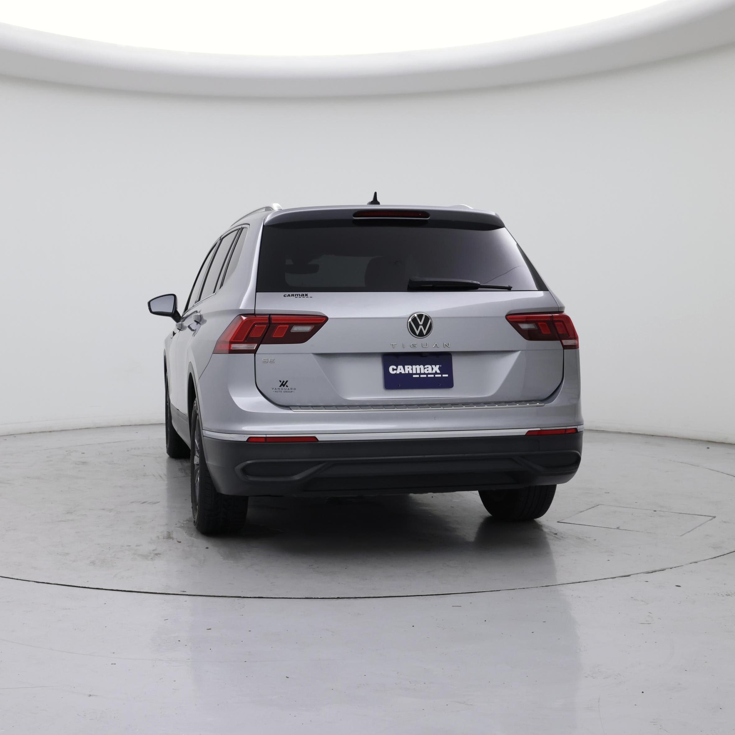 Thumbnail: 2022 Volkswagen Tiguan - 6