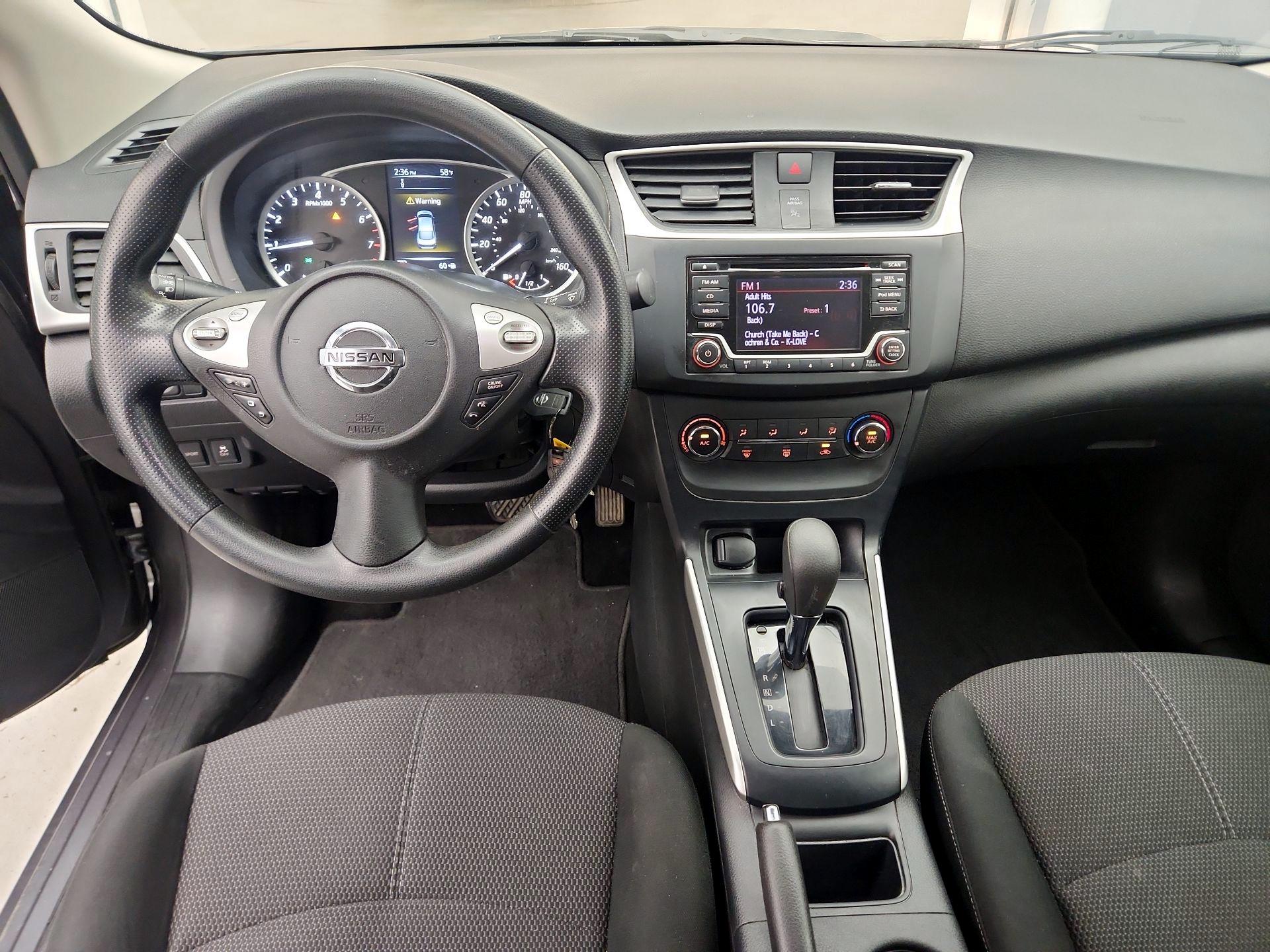 Thumbnail: 2018 Nissan Sentra - 9