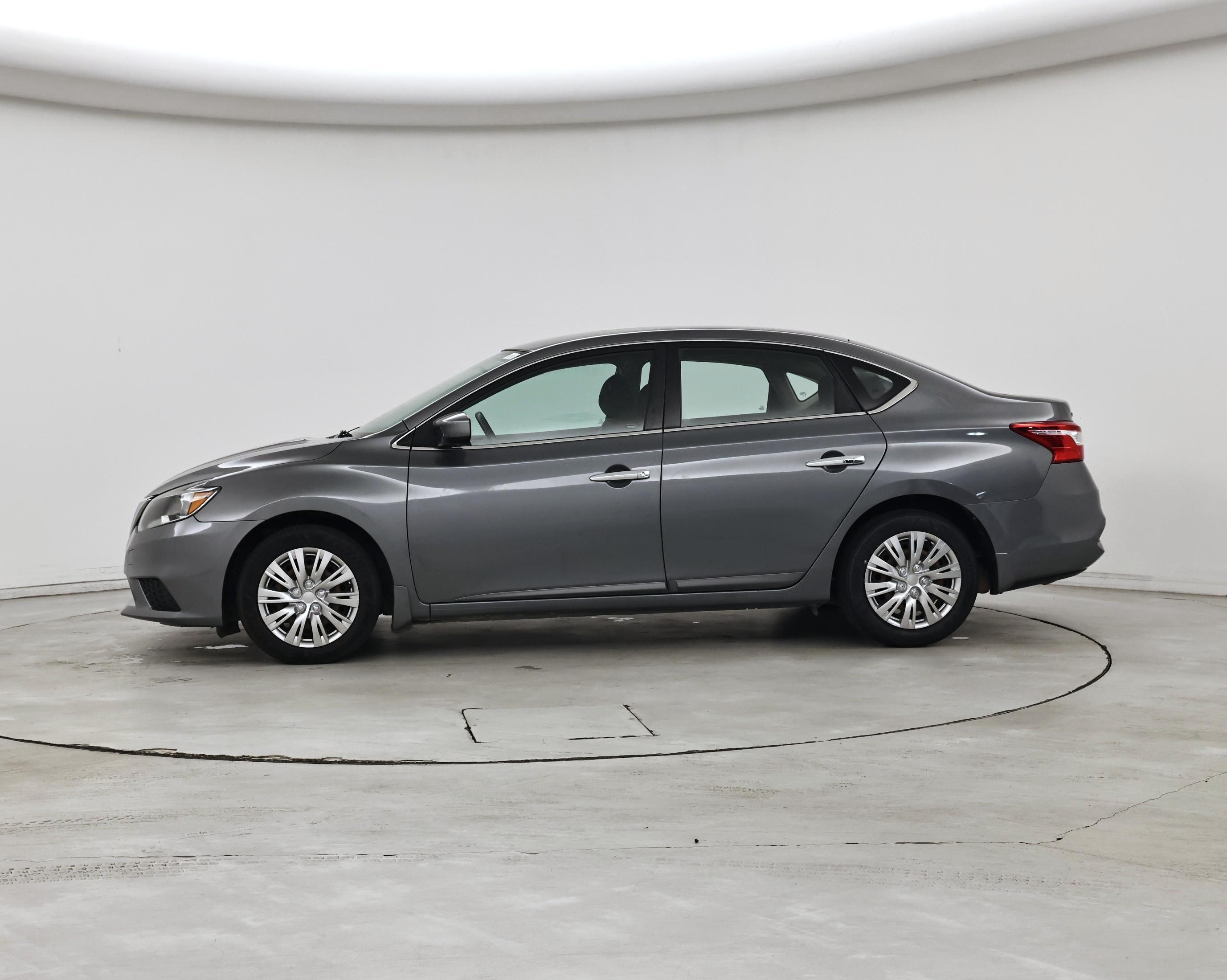 Thumbnail: 2018 Nissan Sentra - 3