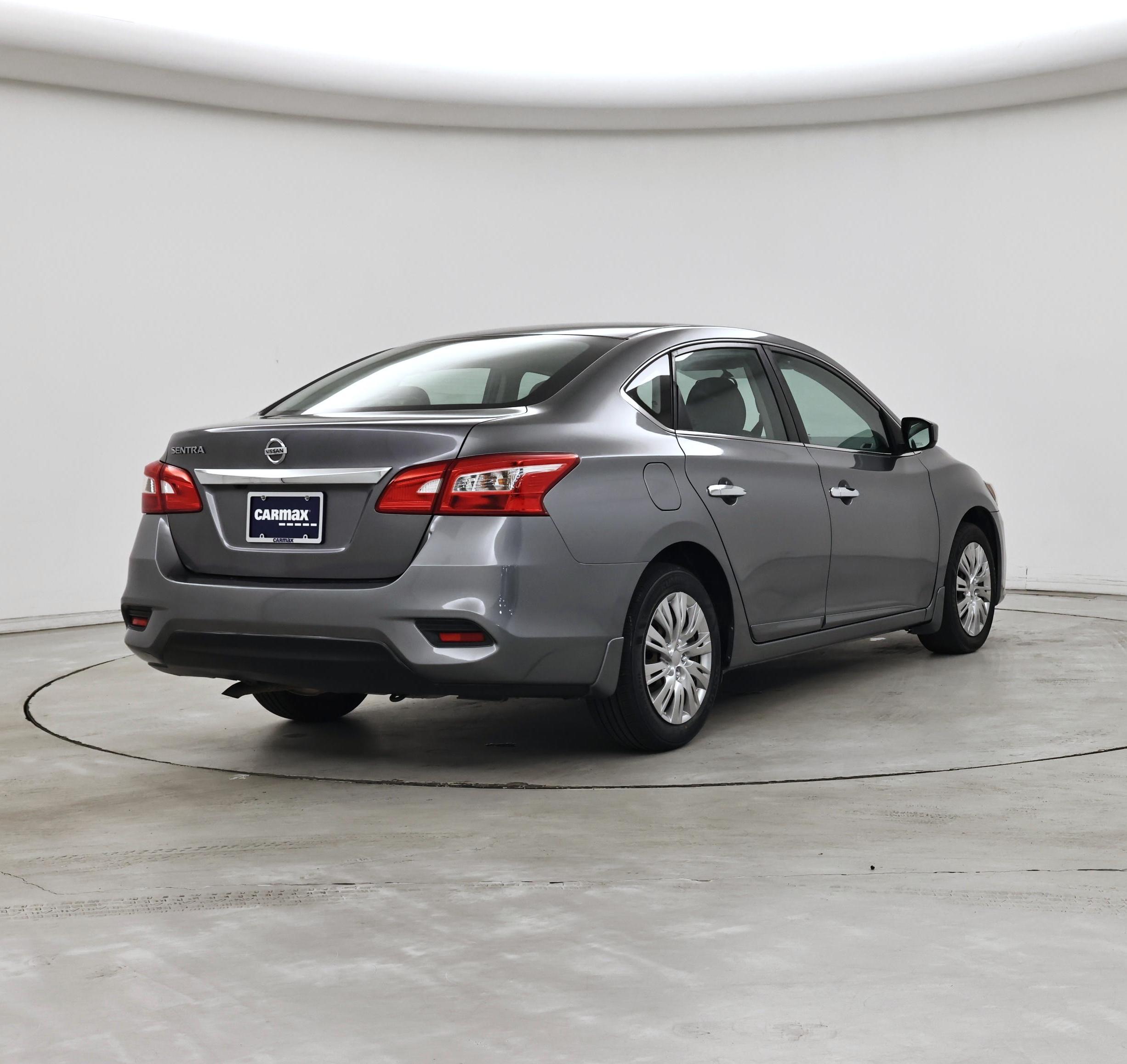 Thumbnail: 2018 Nissan Sentra - 8