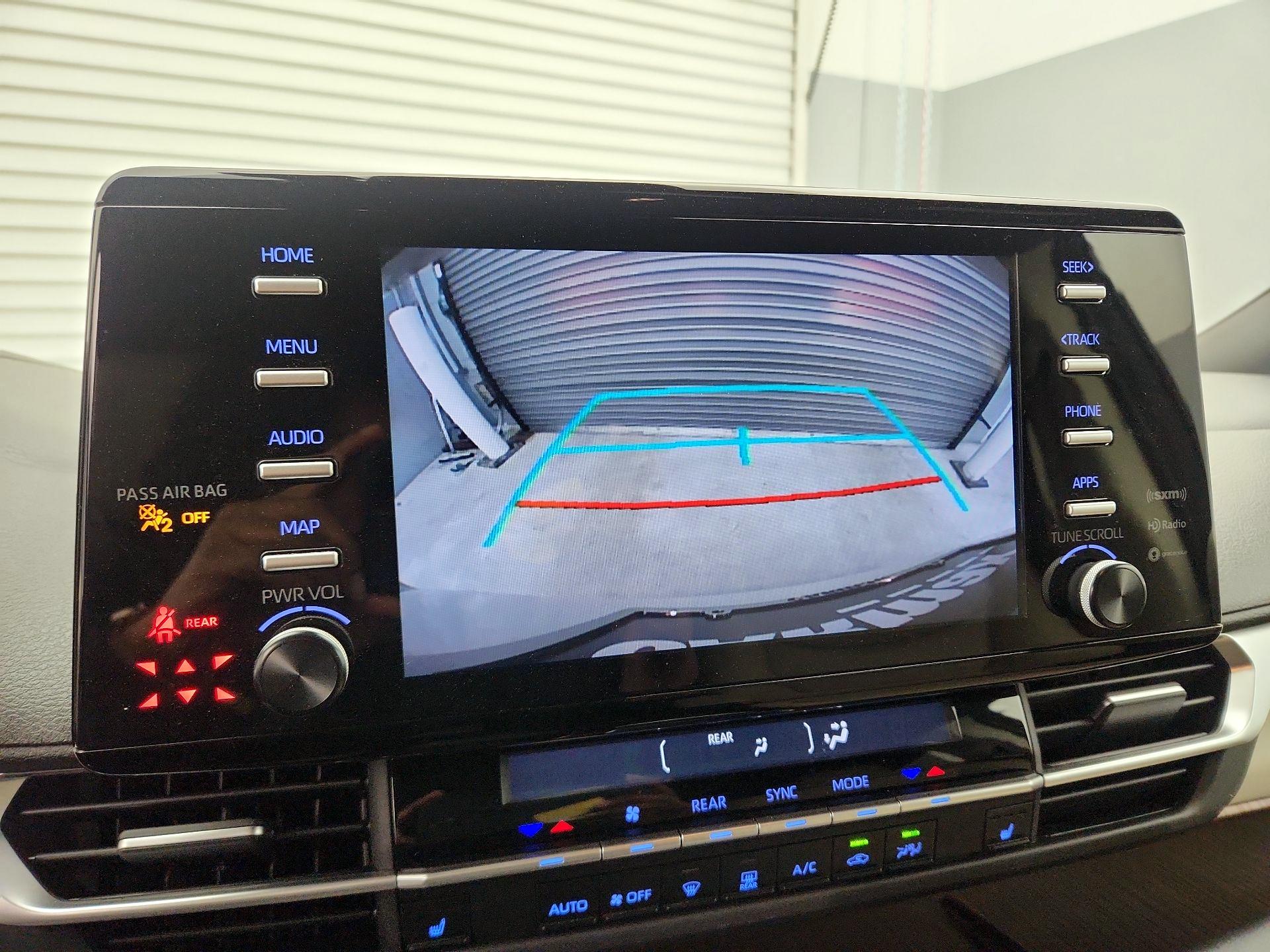 Thumbnail: 2024 Toyota Sienna - 14