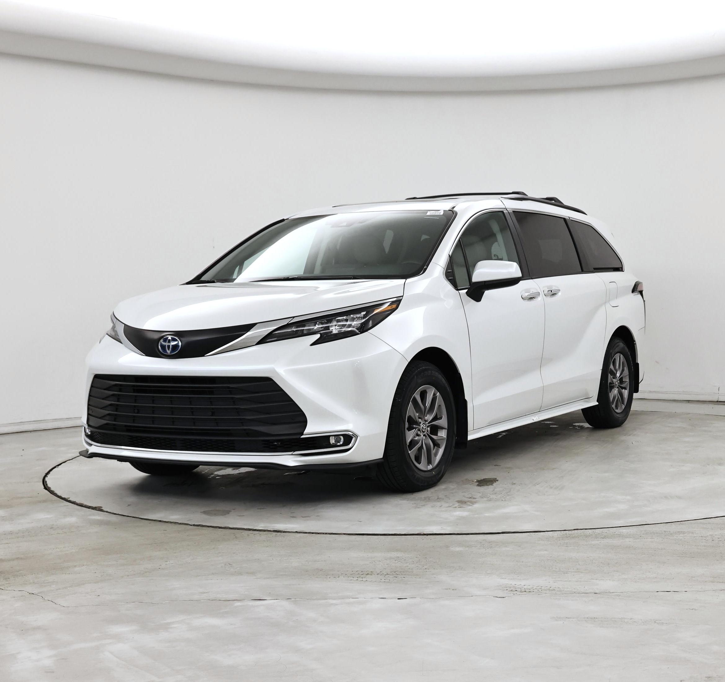 Thumbnail: 2024 Toyota Sienna - 4
