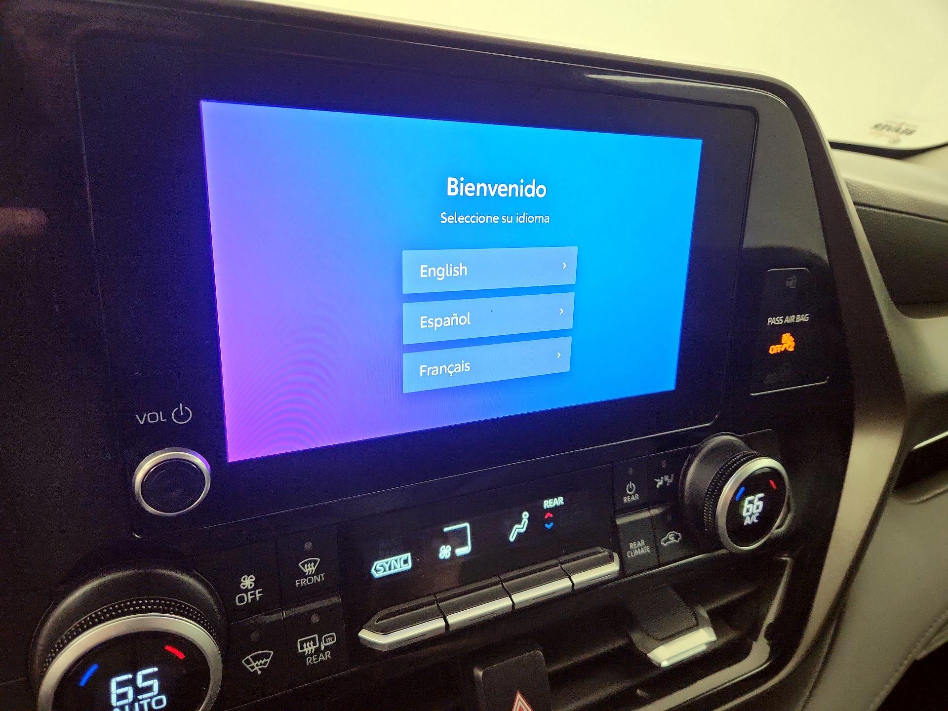 Thumbnail: 2023 Toyota Highlander - 15