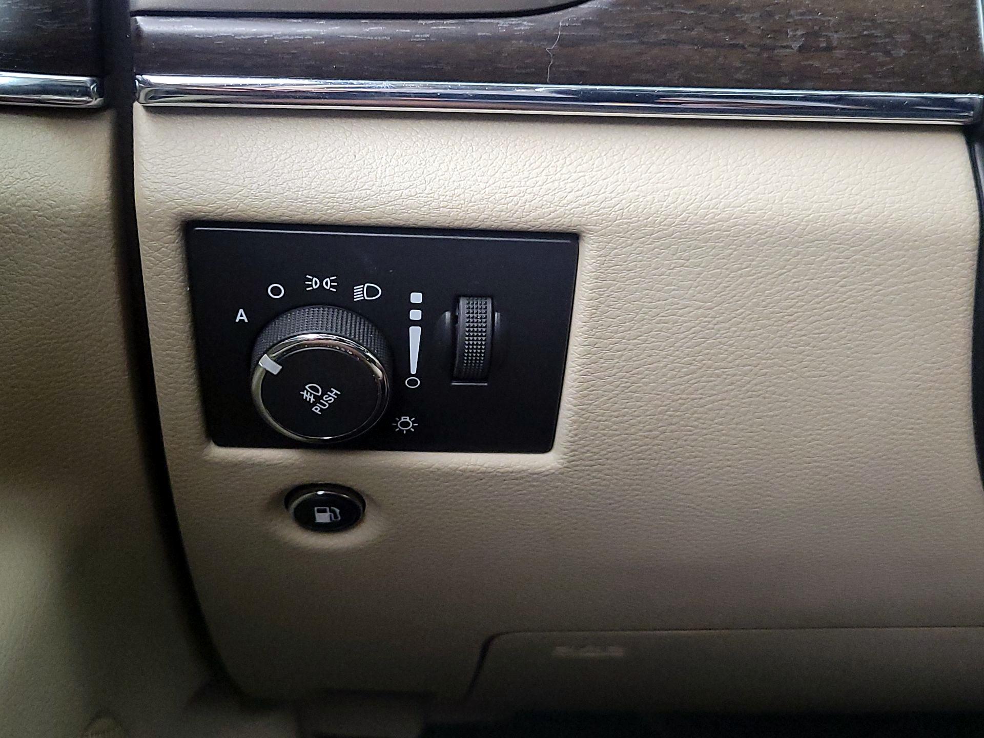 Thumbnail: 2014 Jeep Grand Cherokee - 13