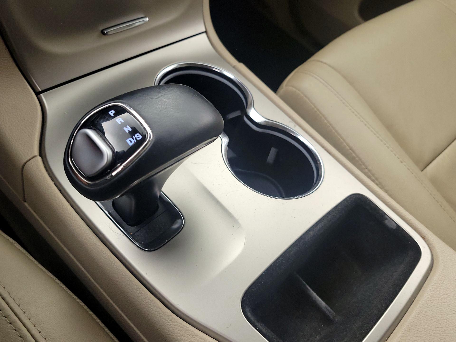 Thumbnail: 2014 Jeep Grand Cherokee - 18