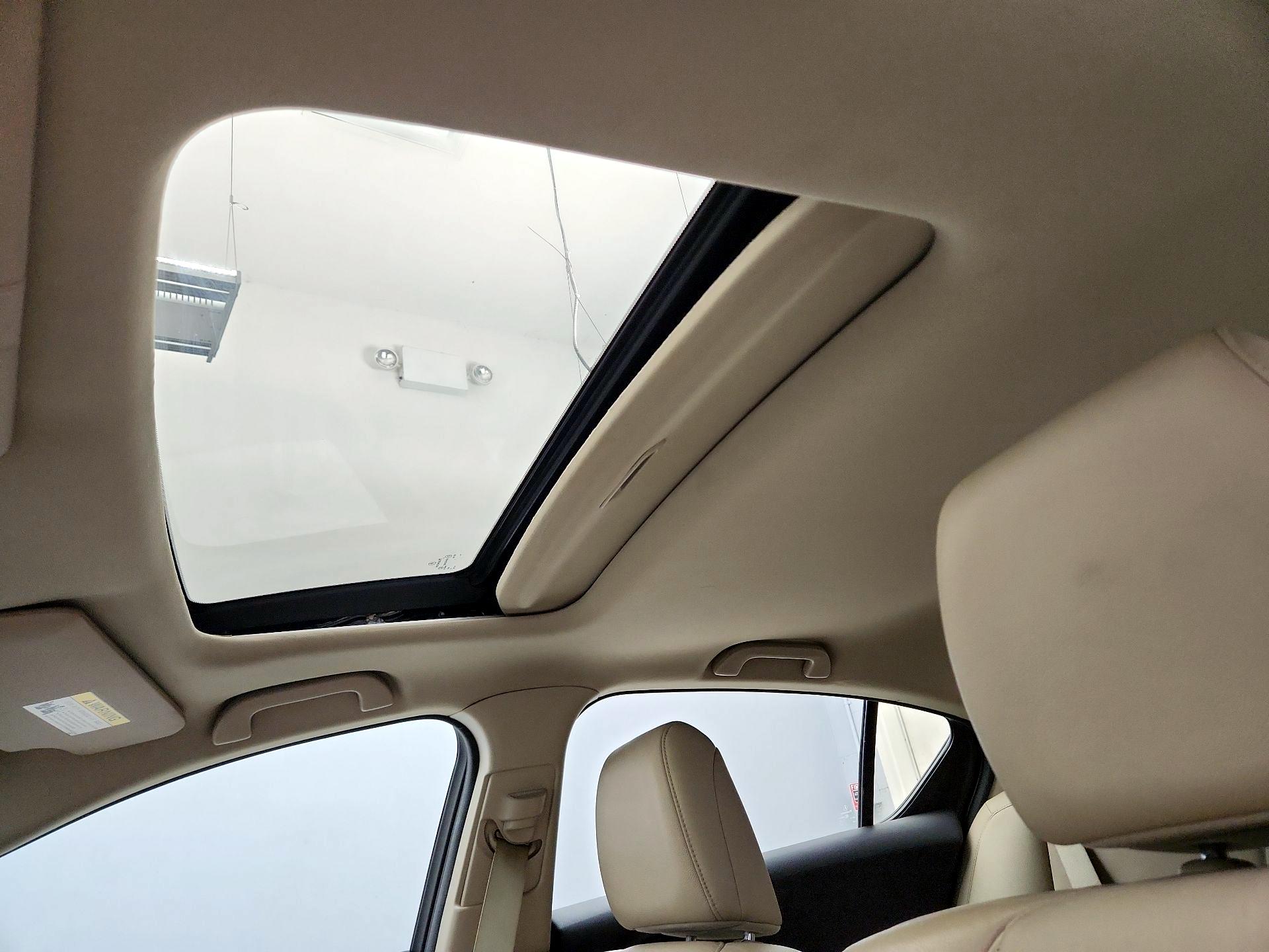 Thumbnail: 2014 Acura ILX - 17