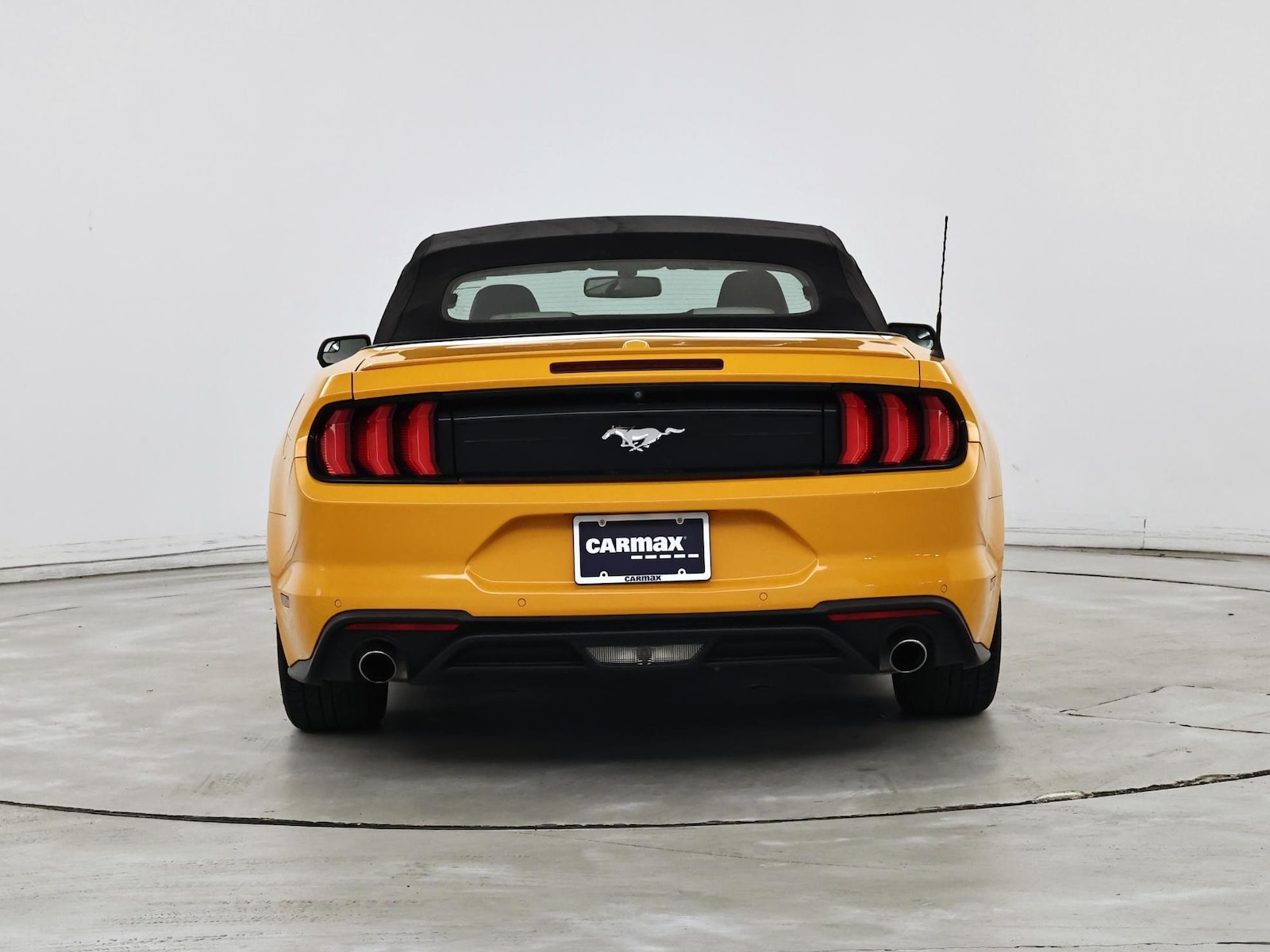 2019 Ford Mustang EcoBoost Premium - Photo 7