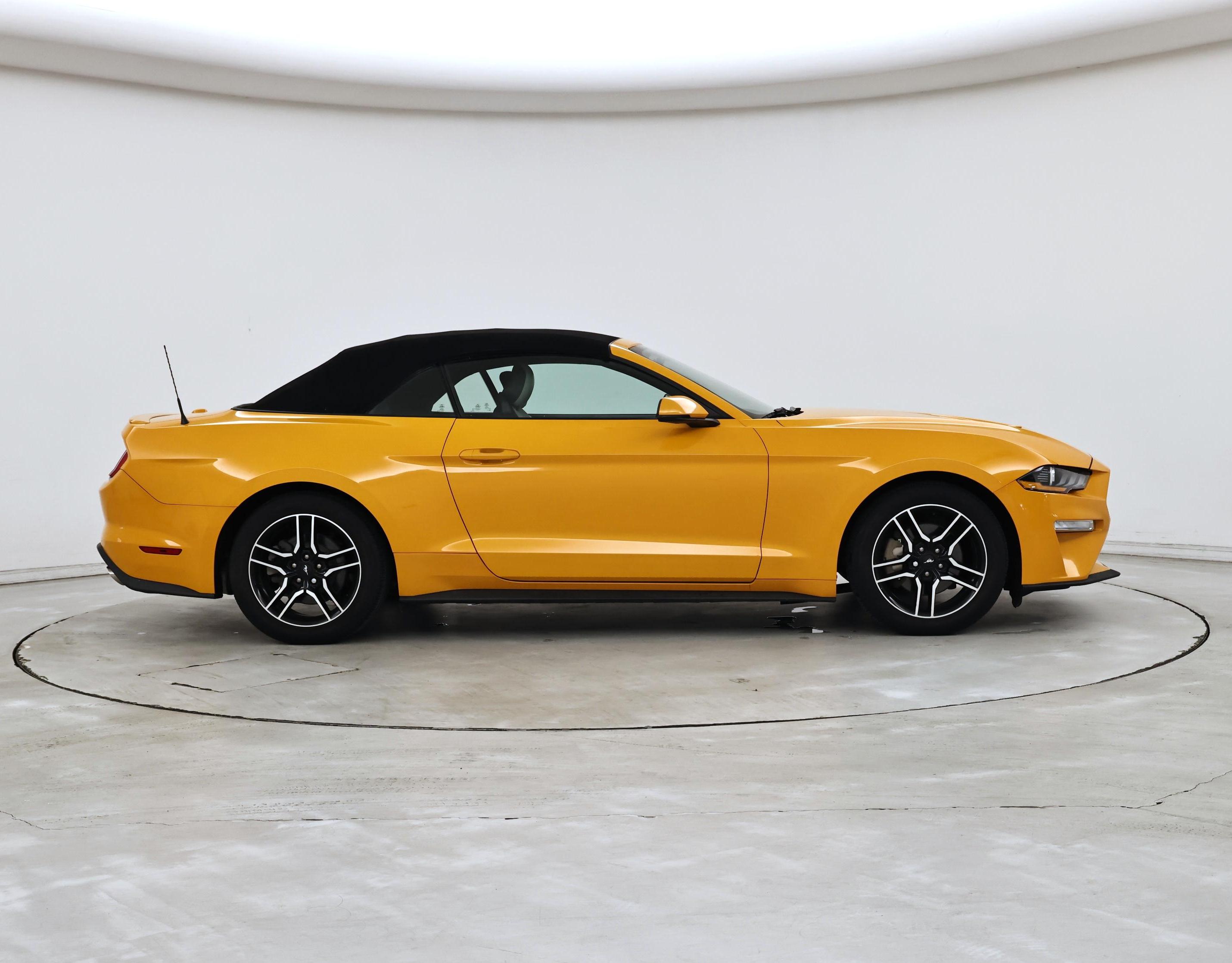 Thumbnail: 2019 Ford Mustang - 7